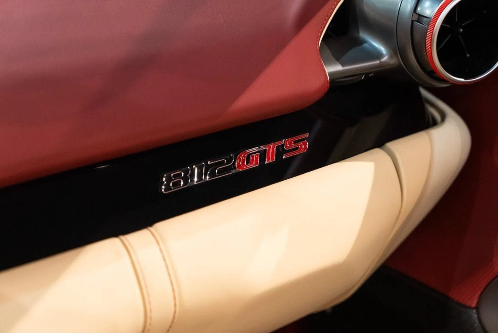 mph040_444530148_97b79dfe1bcd7bd6457b0b6b3b0acf98_76bb4b6c18
