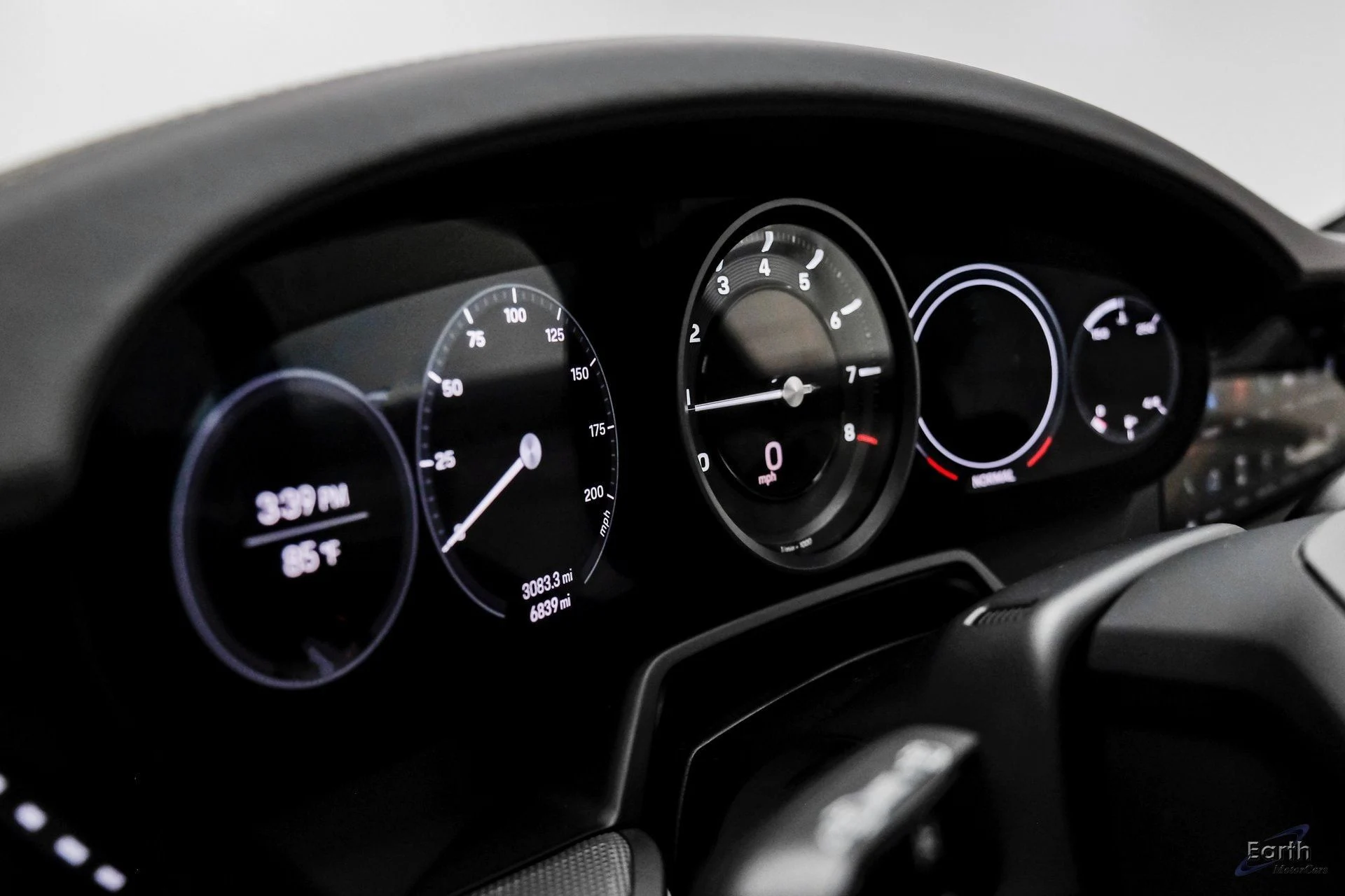 mph040_447549757_a791a2390ec1625d18a1a18a35c86e46x_d85e05f99e