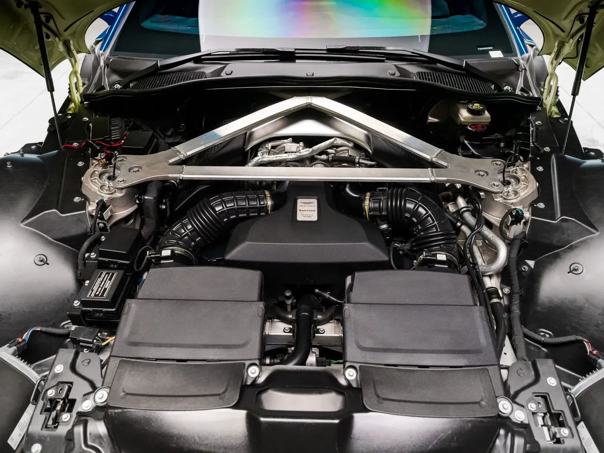 mph040_451782971_2640ac1c_956f_401b_a6a8_2ba578e3bd4f_1907c51f5d