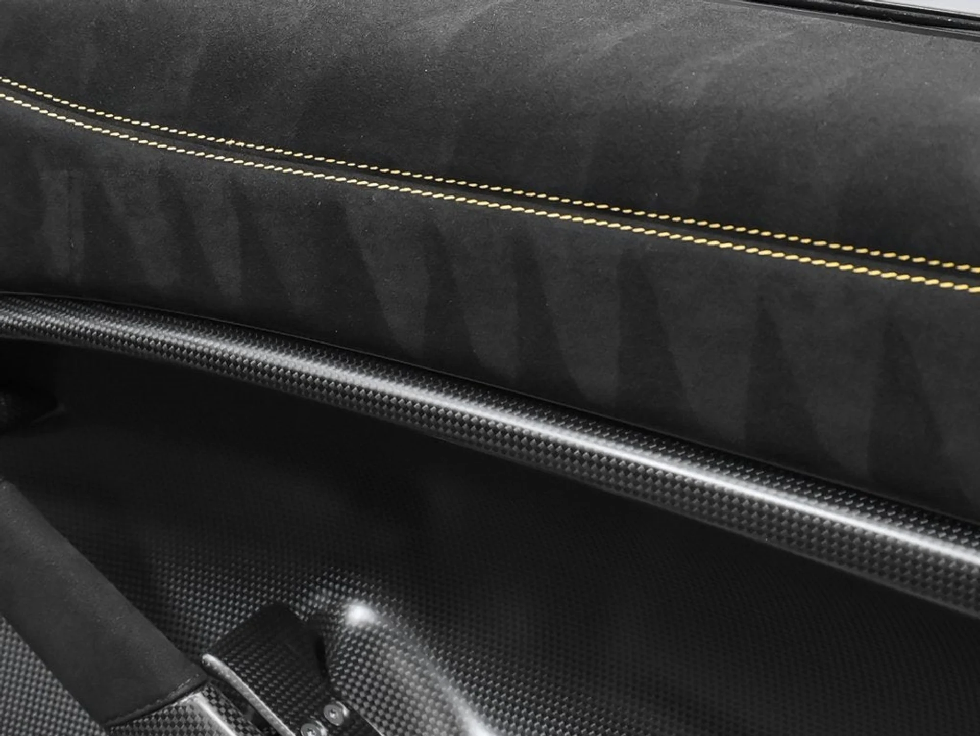 mph040_465564333_41_ae11bd391e