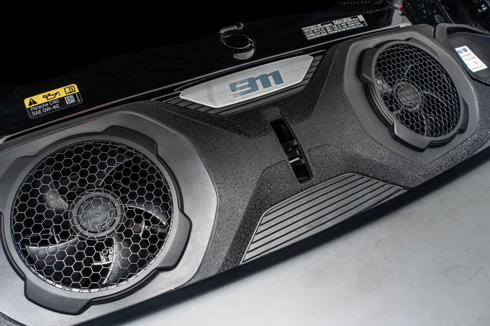 mph040_472420645_Used_2024_Porsche_911_Dakar_Martini_Livery_Carbon_Roof_570_of_2500_1777055109_e5ac88a14e