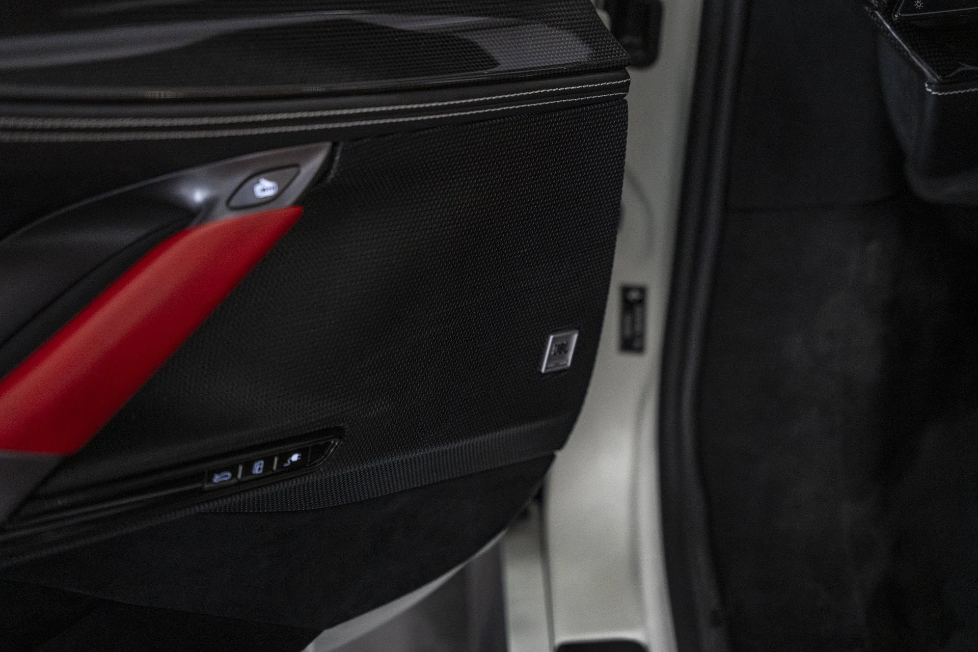 mph040_476496326_af5bae2552424dd498daee256810b223_2536be0998