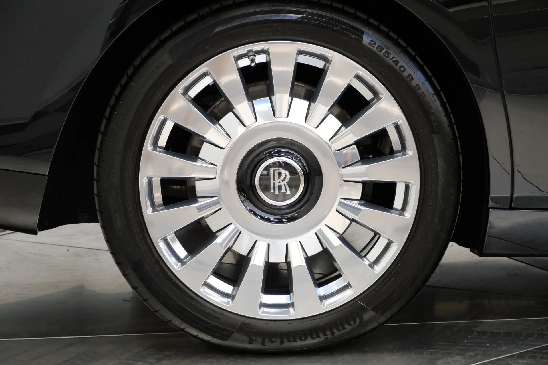mph040_478344238_Used_2019_Rolls_Royce_Phantom_The_Phantom_Package_Very_Low_Miles_Bespoke_Audio_1791821565_0a57a5d8a5