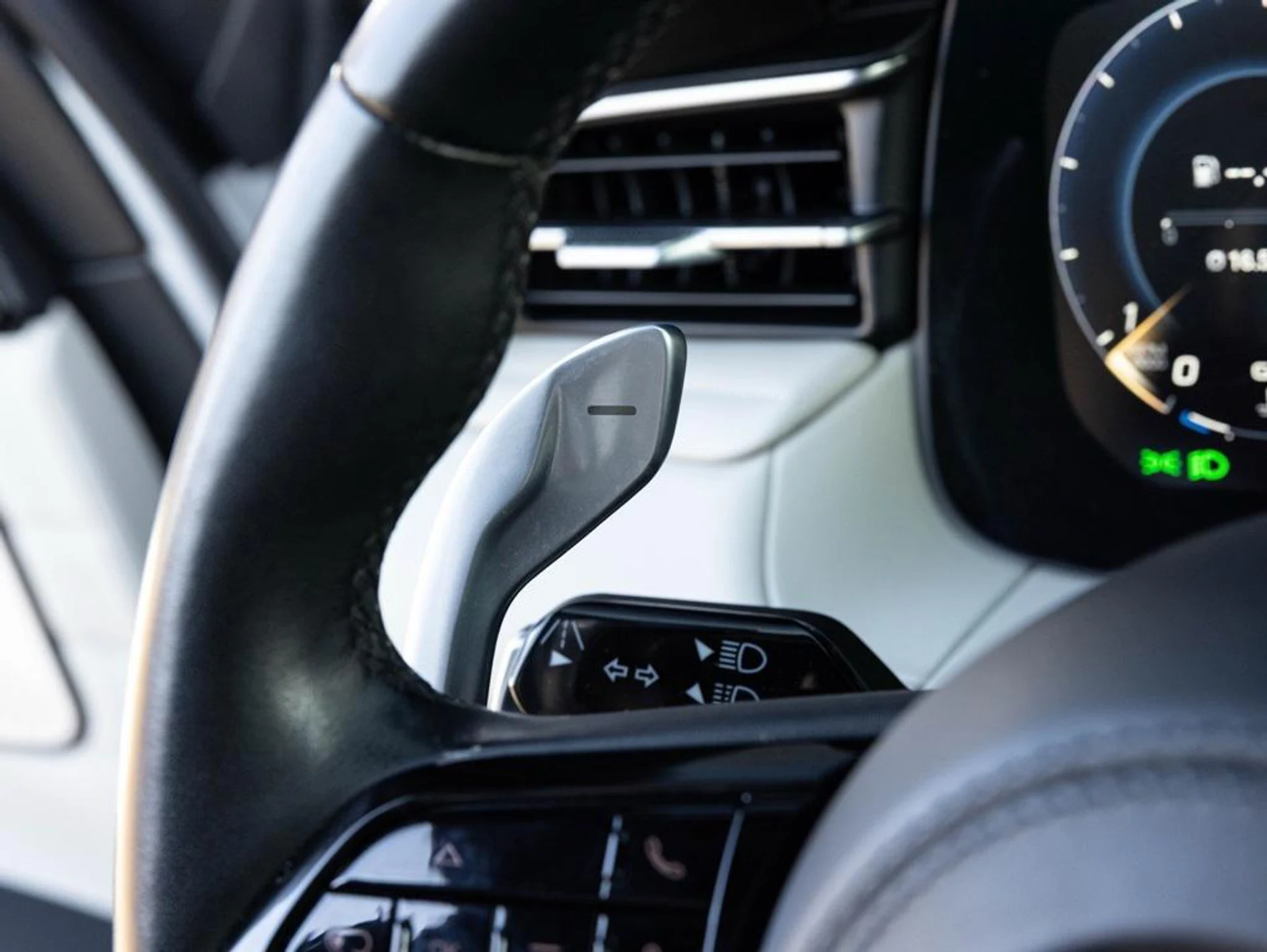 mph040_488105590_480723428_694422fc4f23a11bfcaf53fb_704bebe897