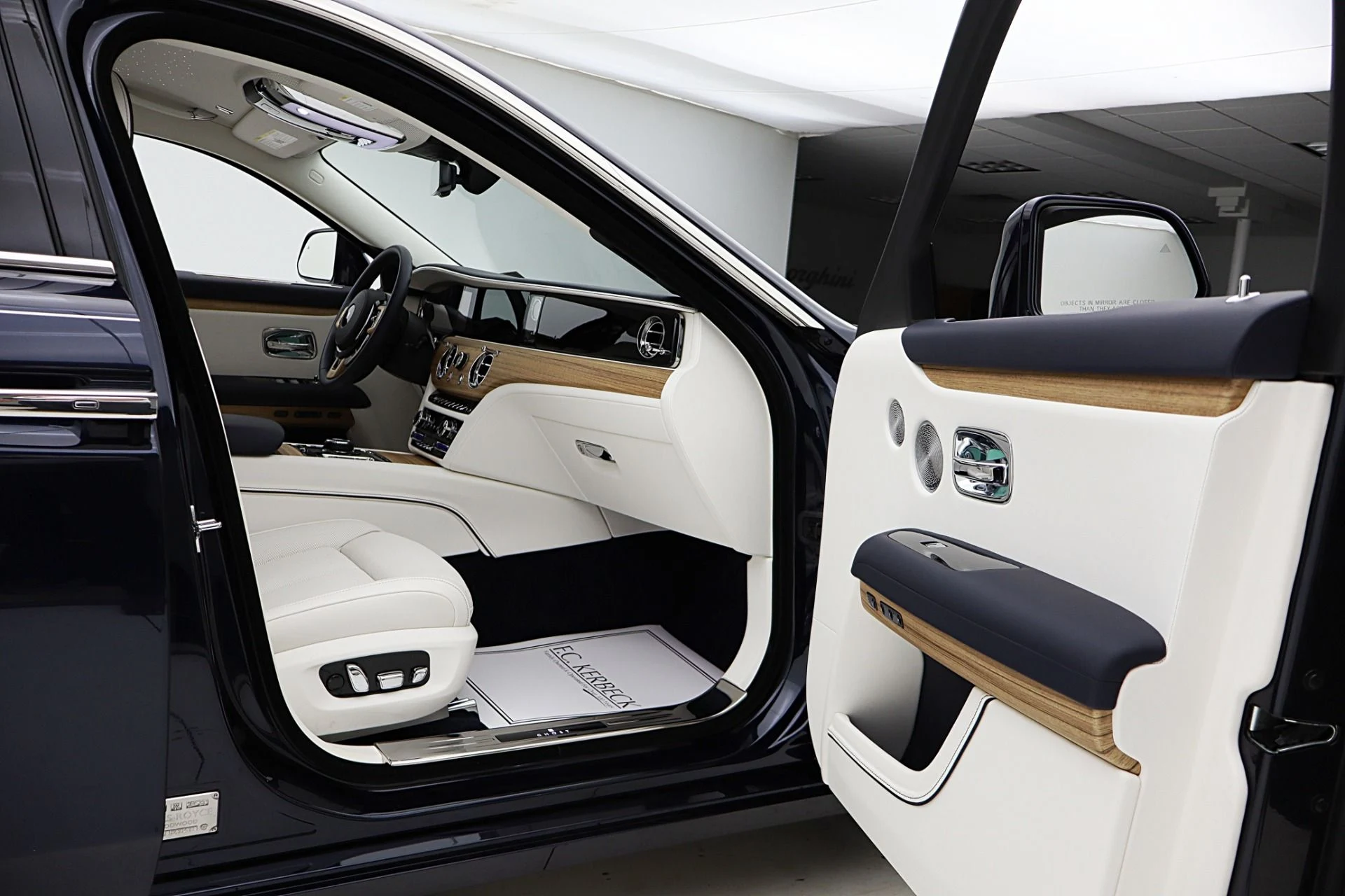 mph040_50578593_New_2025_Rolls_Royce_Ghost_LEASE_OPTIONS_AVAILABLE_704fbcc978