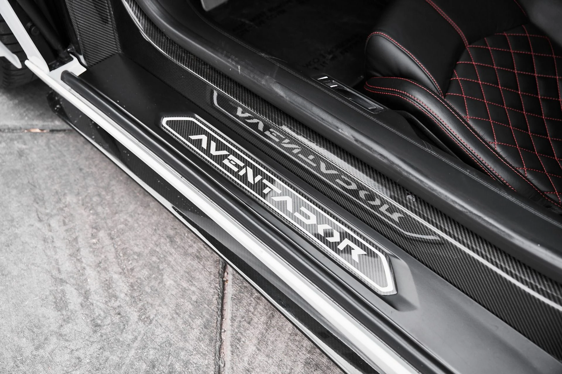 mph040_508717245_Used_2018_Lamborghini_Aventador_S_Base_1775006880_6f7eaeab01