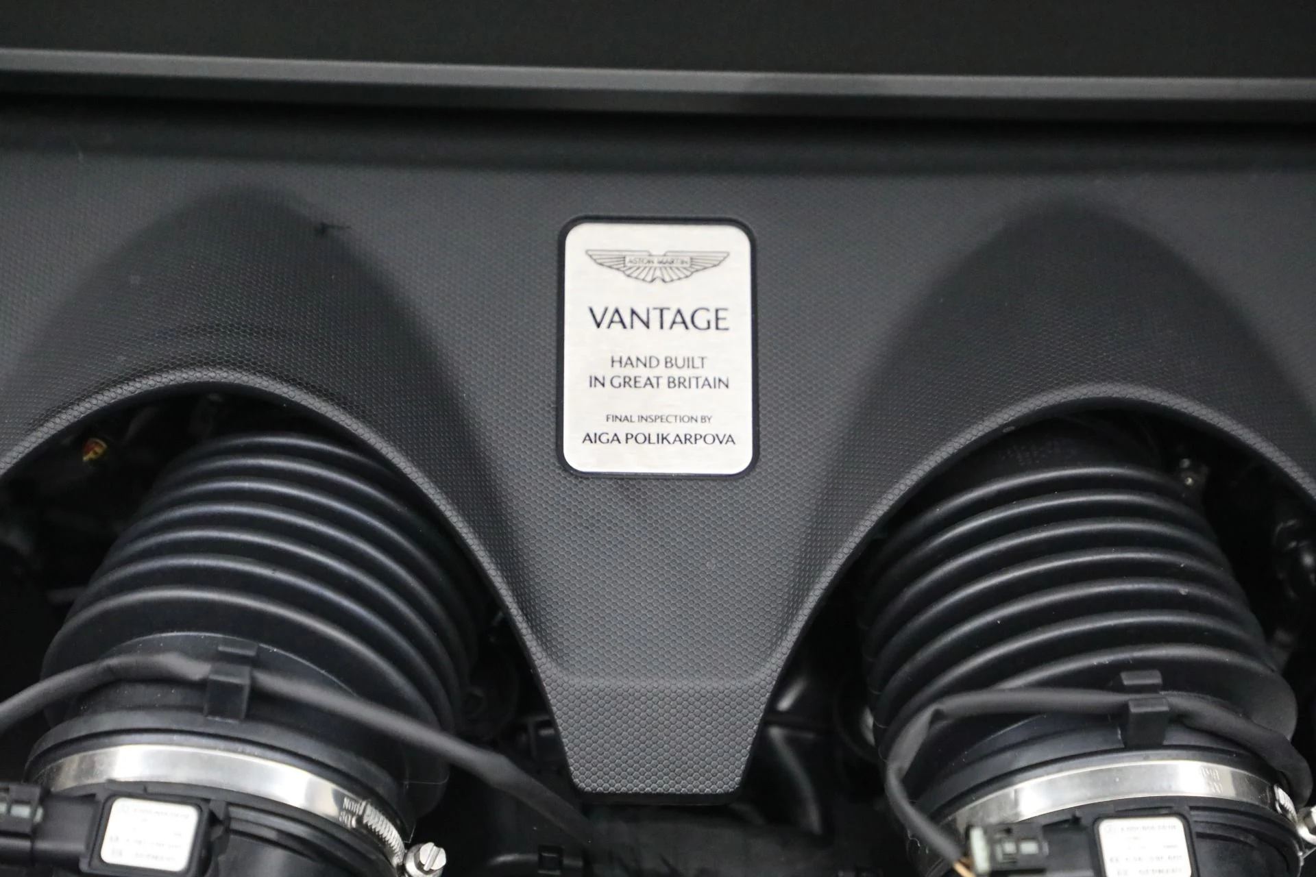 mph040_512971679_New_2026_Aston_Martin_Vantage_Roadster_1767214554_488fa3a64d