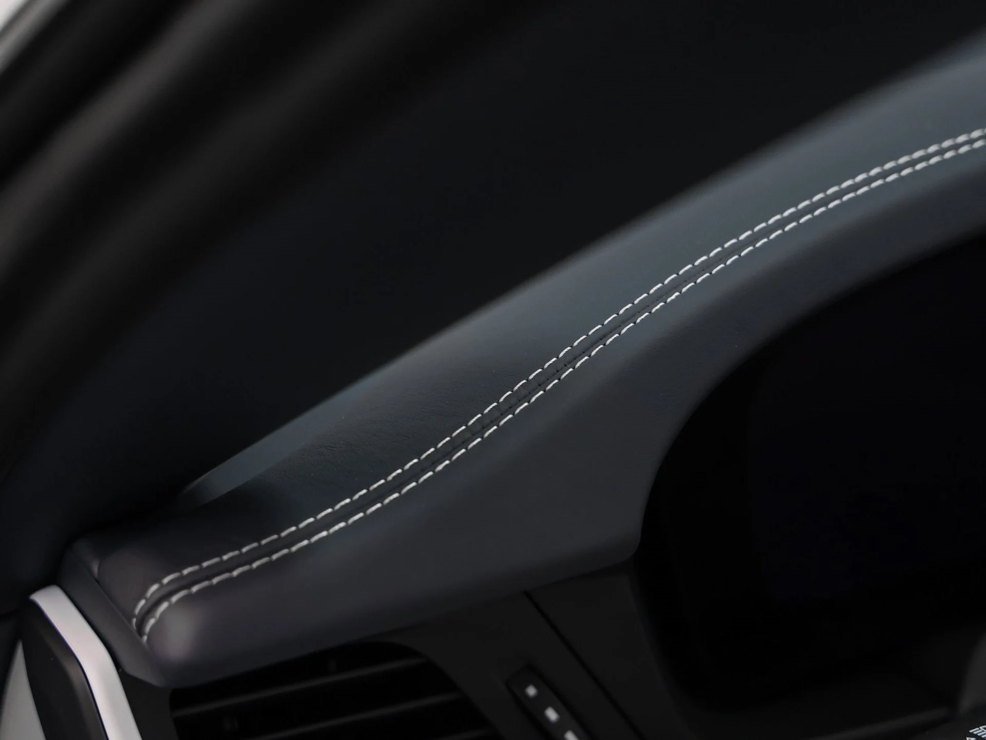 mph040_513825137_41_fb59cb7665