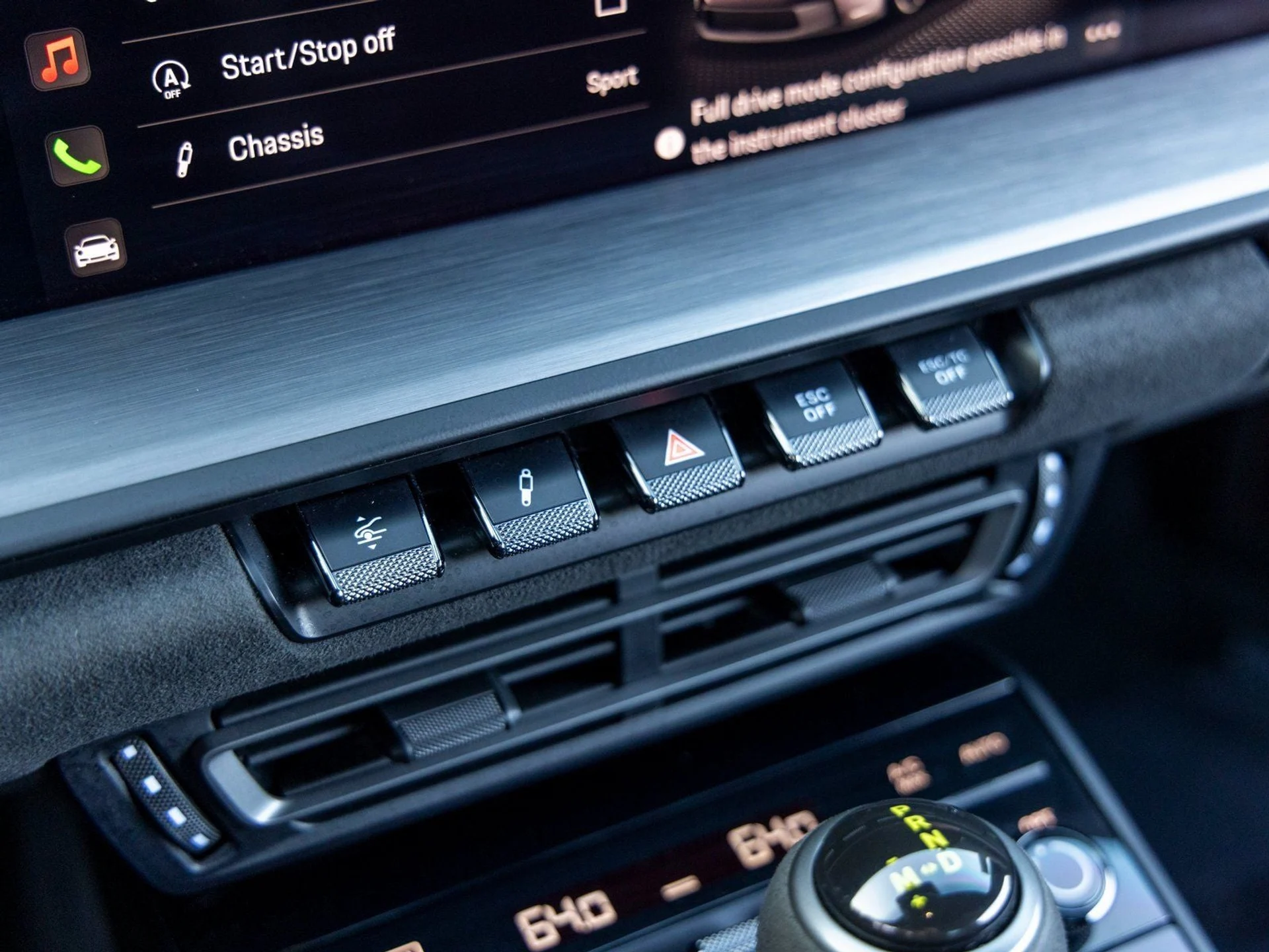 mph040_516037150_41_6002c5ffea