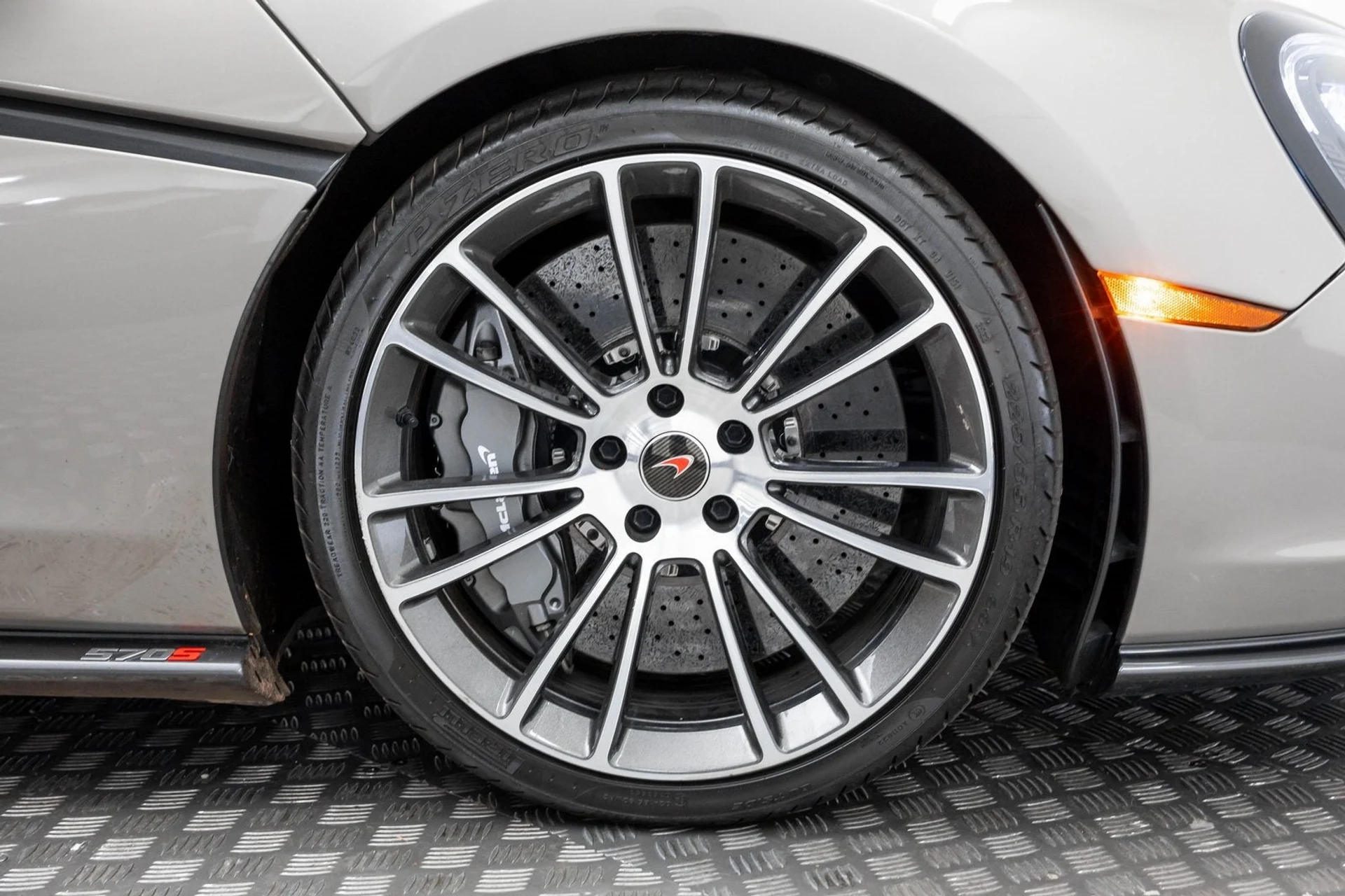 mph040_51723947_41_21851aeb1c