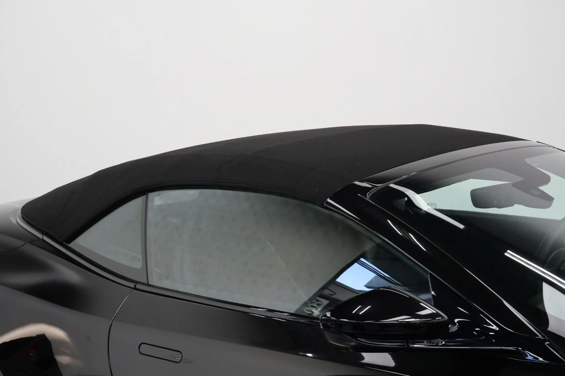 mph040_521566213_Used_2020_Aston_Martin_DB_11_Volante_Gloss_Black_Trim_Electron_Yellow_Stitching_1776805913_880712ee7b