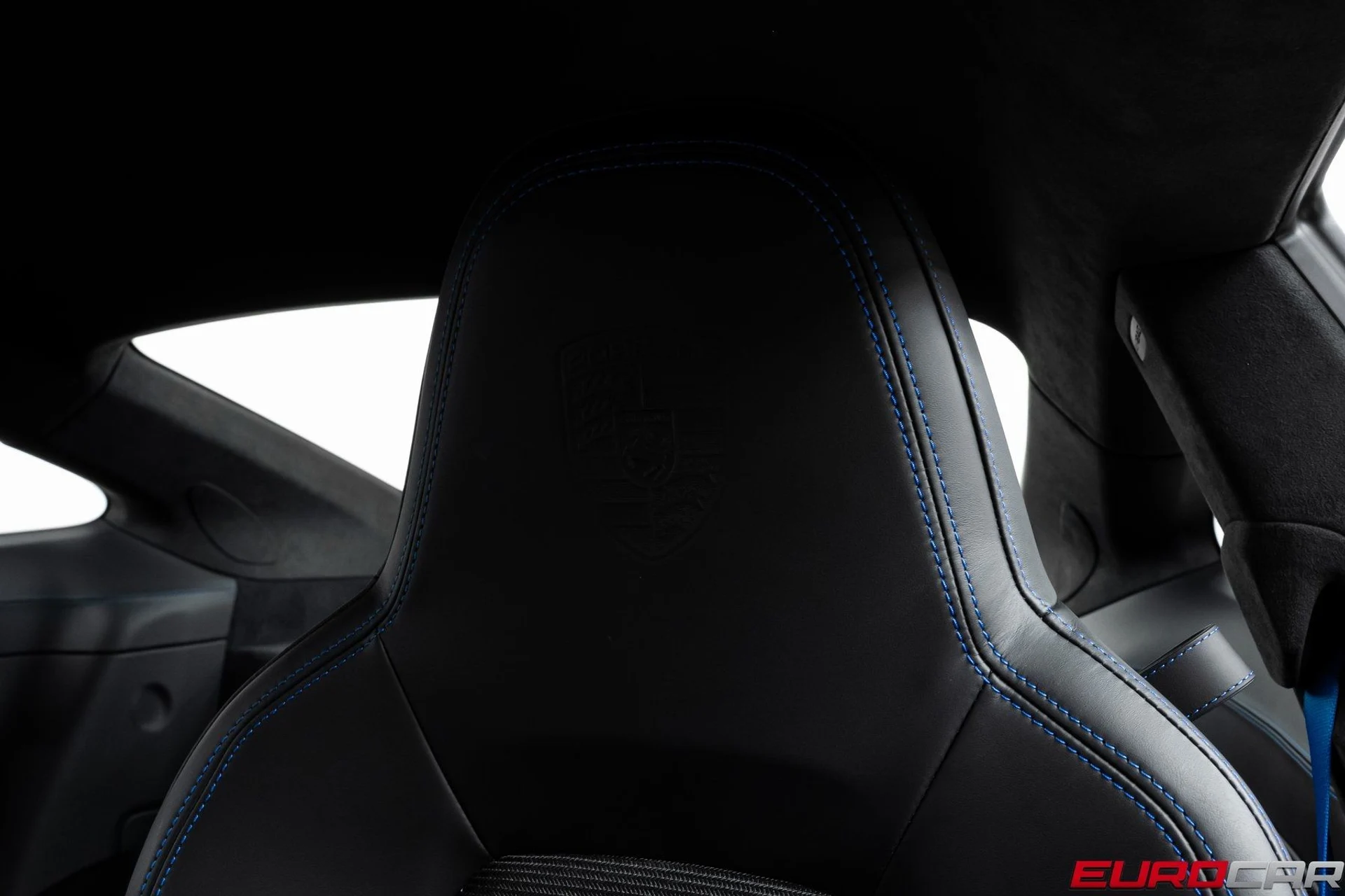 mph040_527690216_image_41_3dda73936f