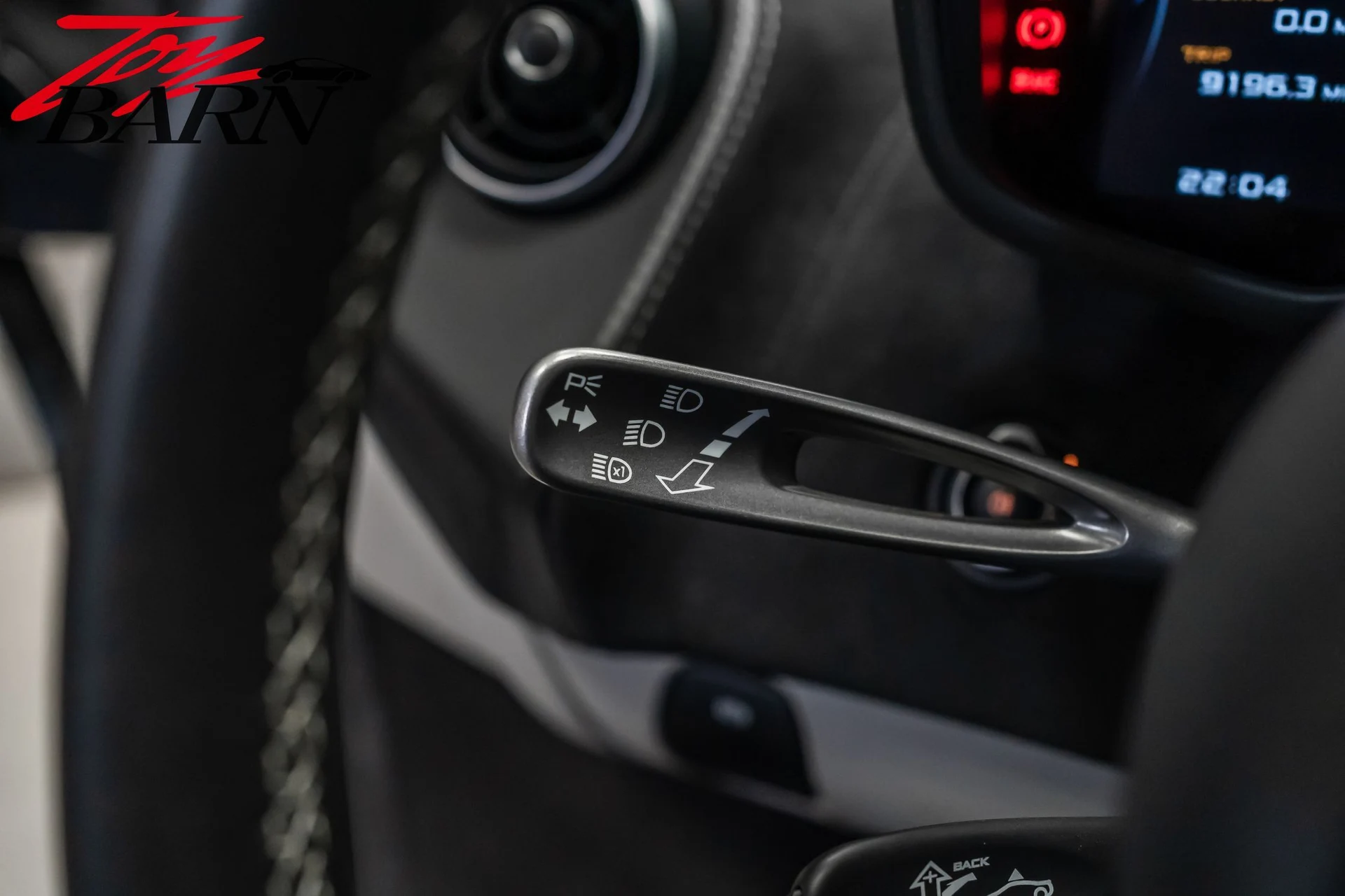 mph040_529444088_de1a99135157d59b11cd7935ffd0e8c2x_ef74ebdd02