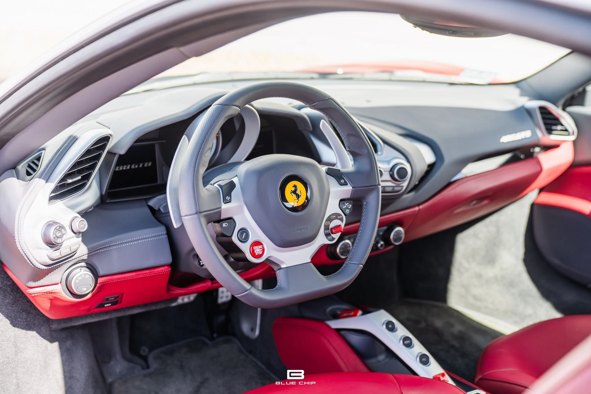 mph040_531085265_67f5afd85e28e4eb4c3c70e9_BC_488_GTB_70th_Silver_Roof_129_bdca0b8d7e