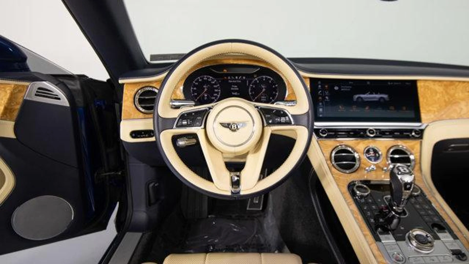 mph040_539517350_vn_X6h_uo9_Mv_G_Mj_Kxpb_Ebr_P97m_c_ad3ae19ebd