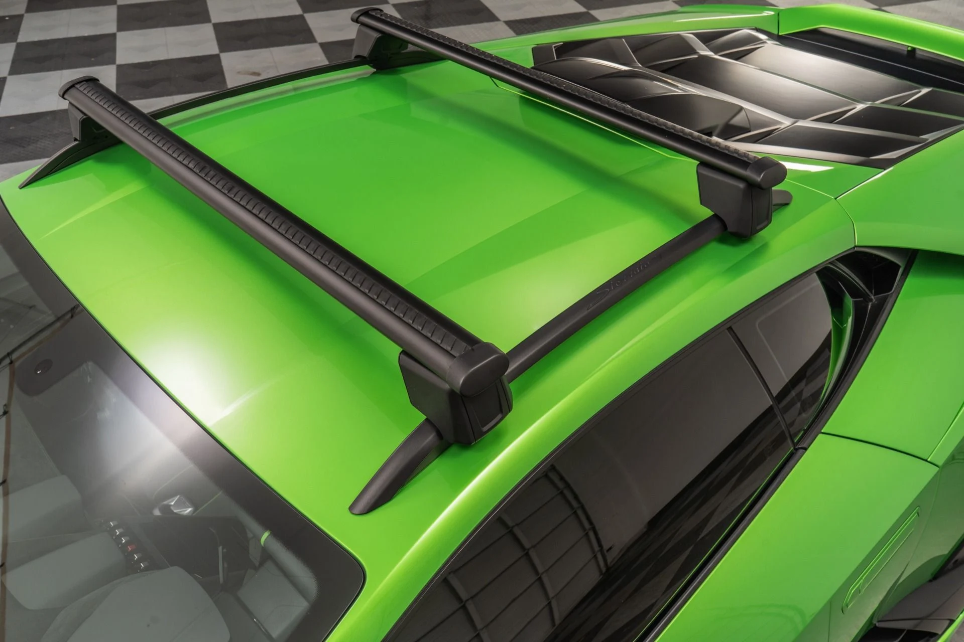 mph040_54451429_Used_2024_Lamborghini_Huracan_Sterrato_1762382893_6996b9fd95