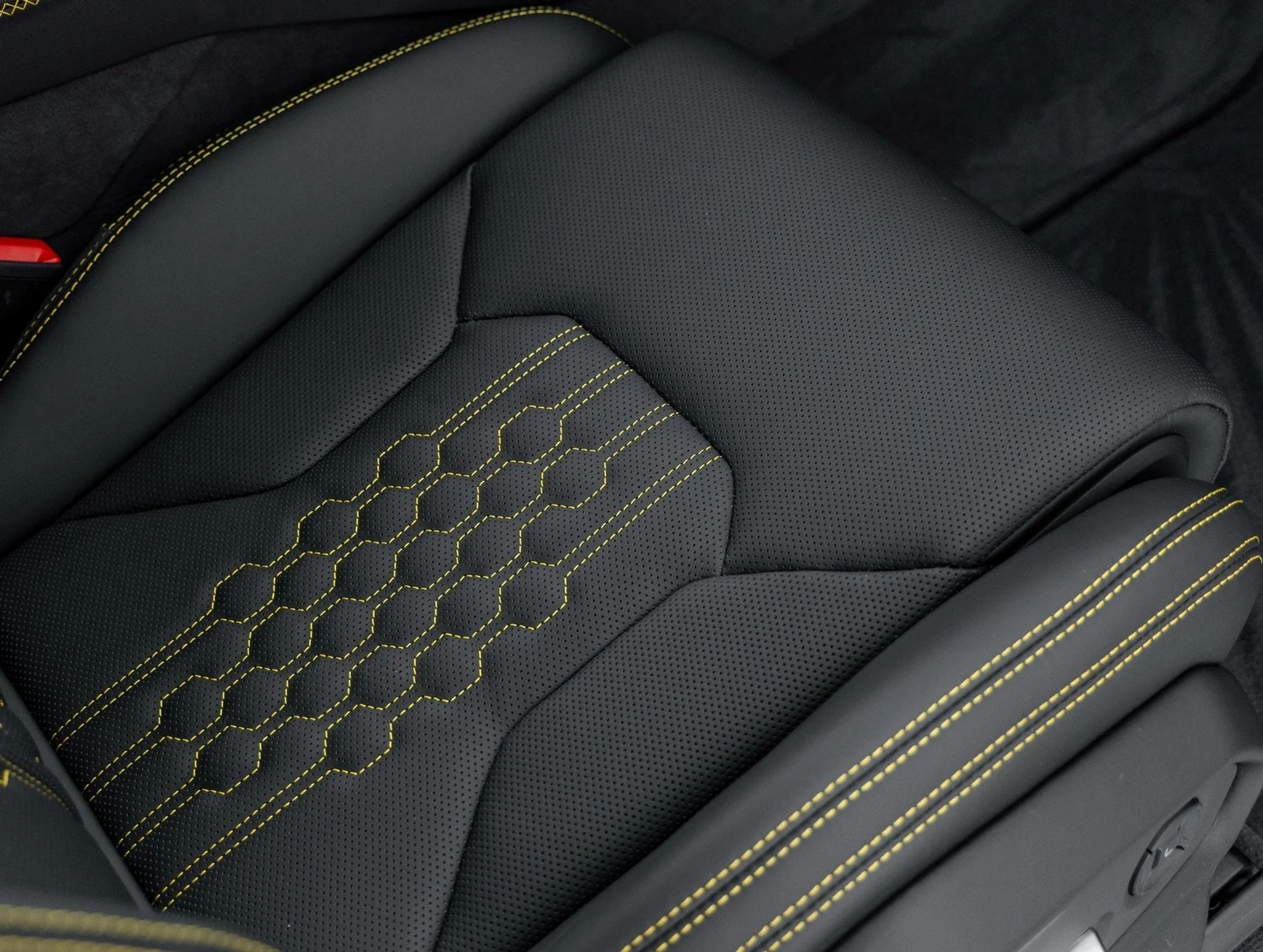 mph040_548390252_41_bc82c1ff89