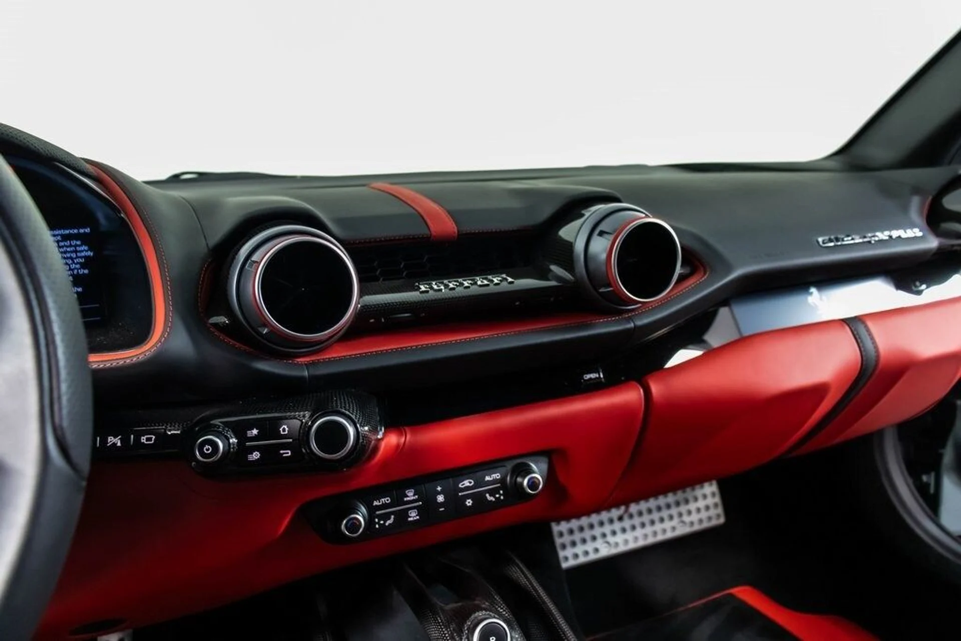 mph040_549807067_dd12bc1efac3cee33ed328ea8cfbf71ex_8d4bbfc996