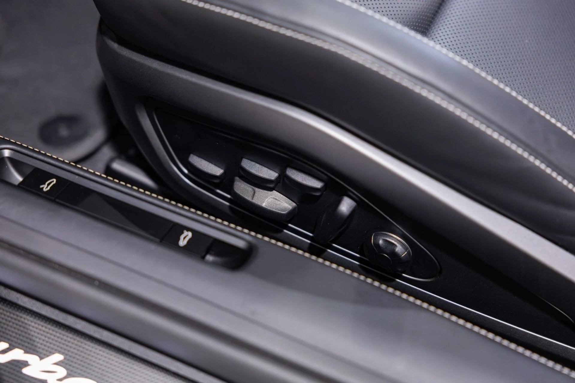 mph040_551014064_UA_2307ceb56b