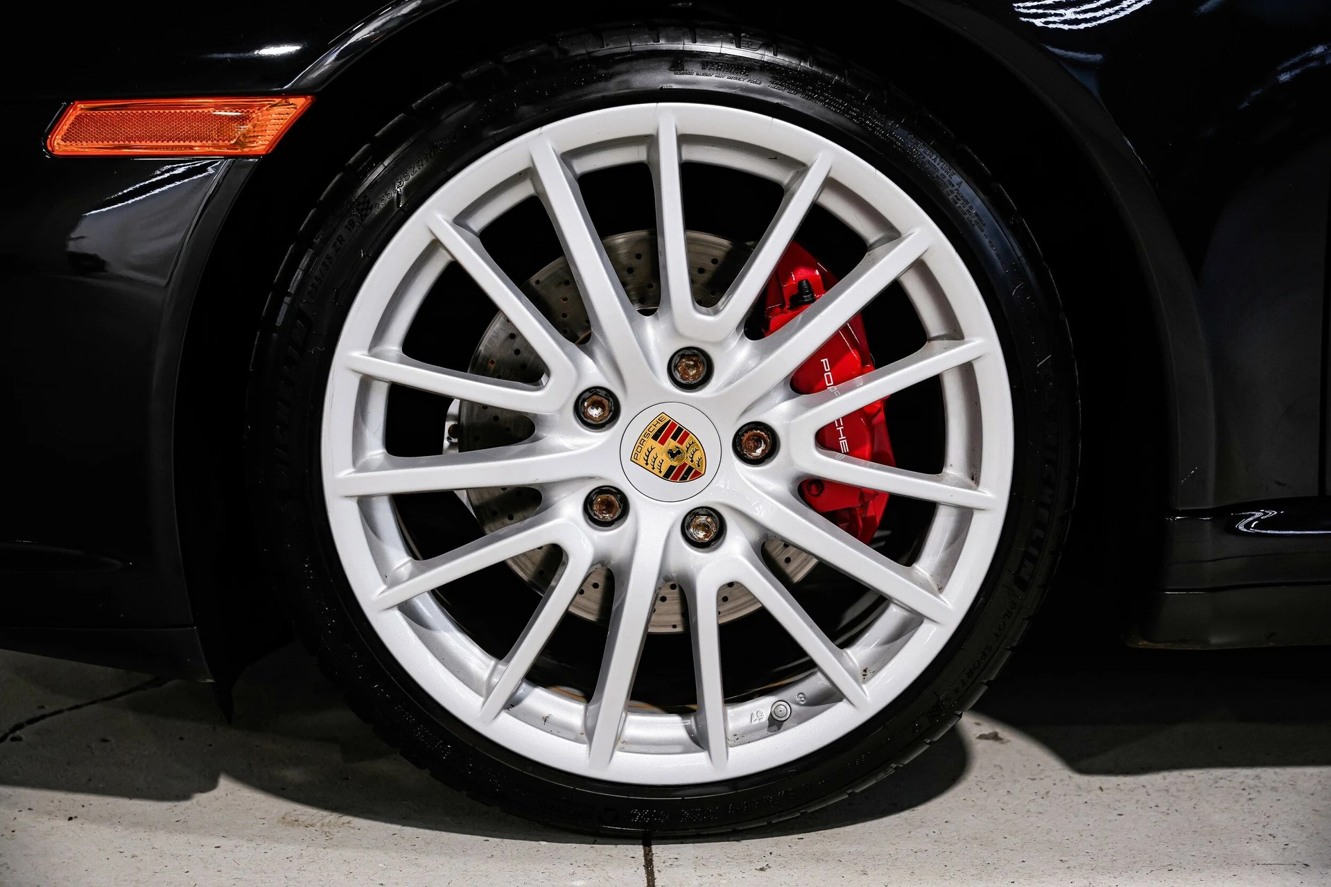 mph040_558354826_c1b8dc86d198e880e699bbec49690382x_354e5b1886