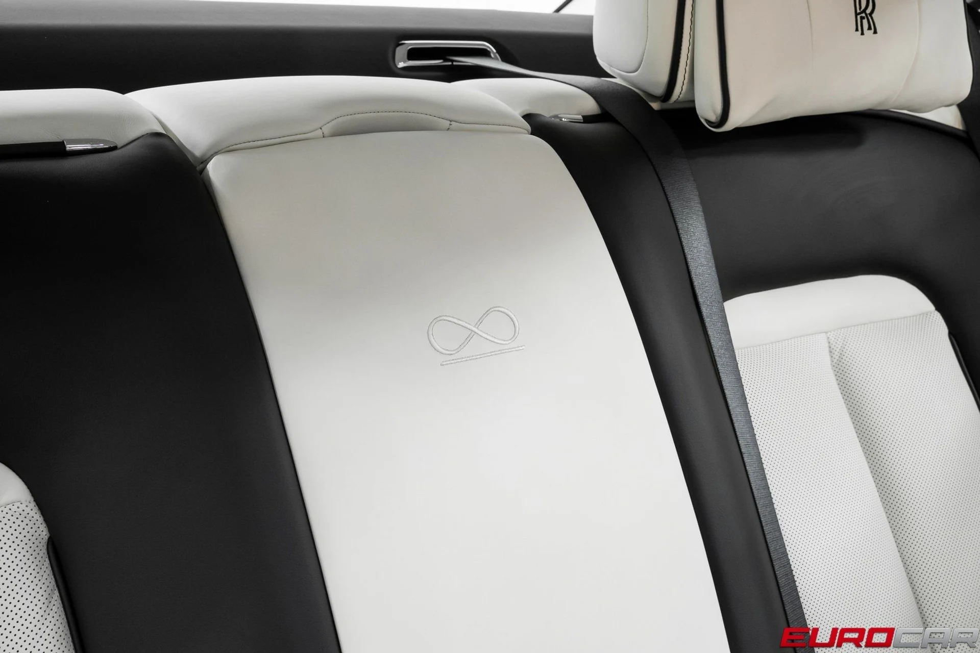 mph040_578679785_image_41_a66e1ef9c1