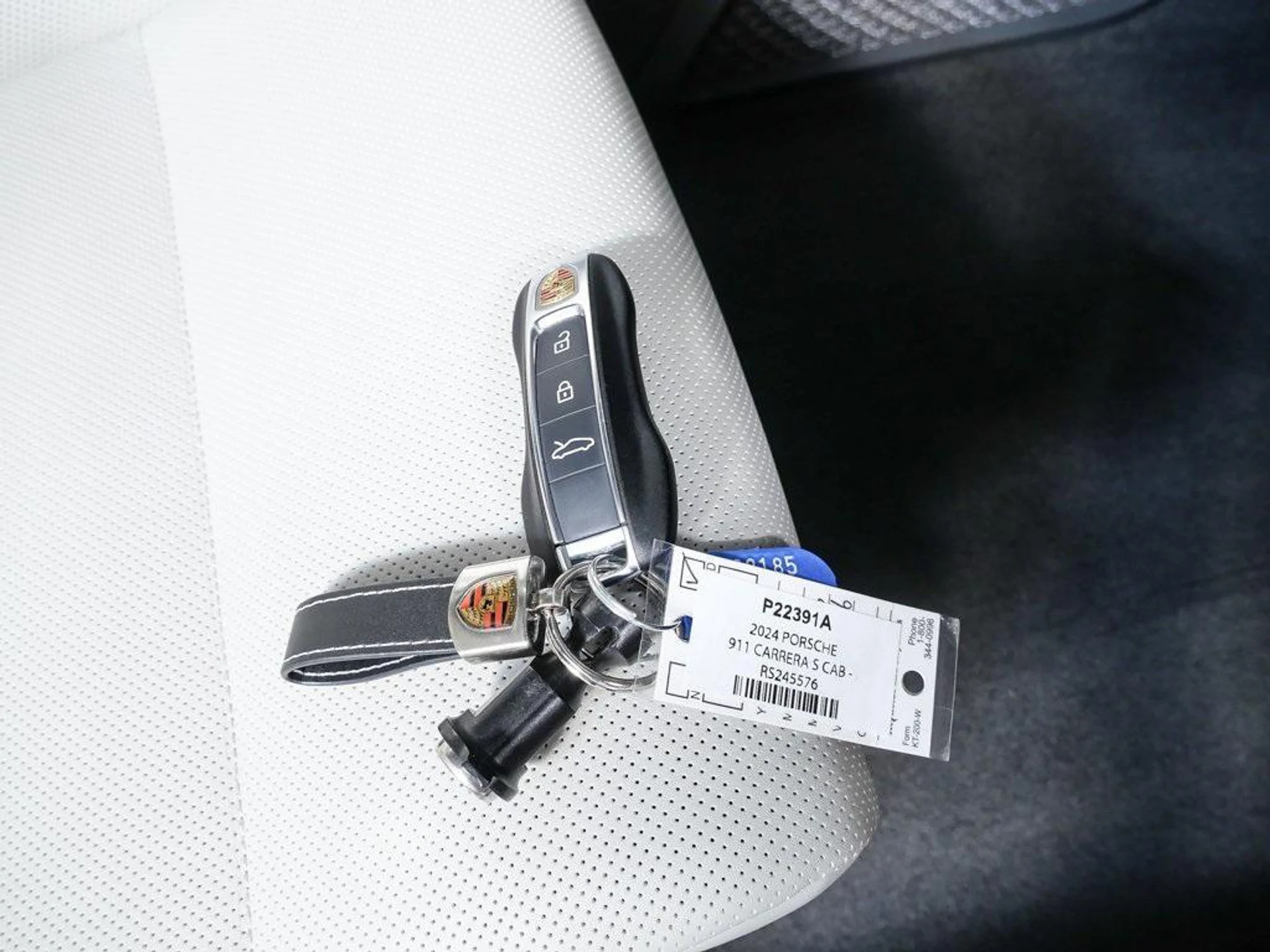 mph040_586083320_n1be_V_Hrxw9_F28_SP_2_D_Uqnvr_Xn_z8_b252aefb0a