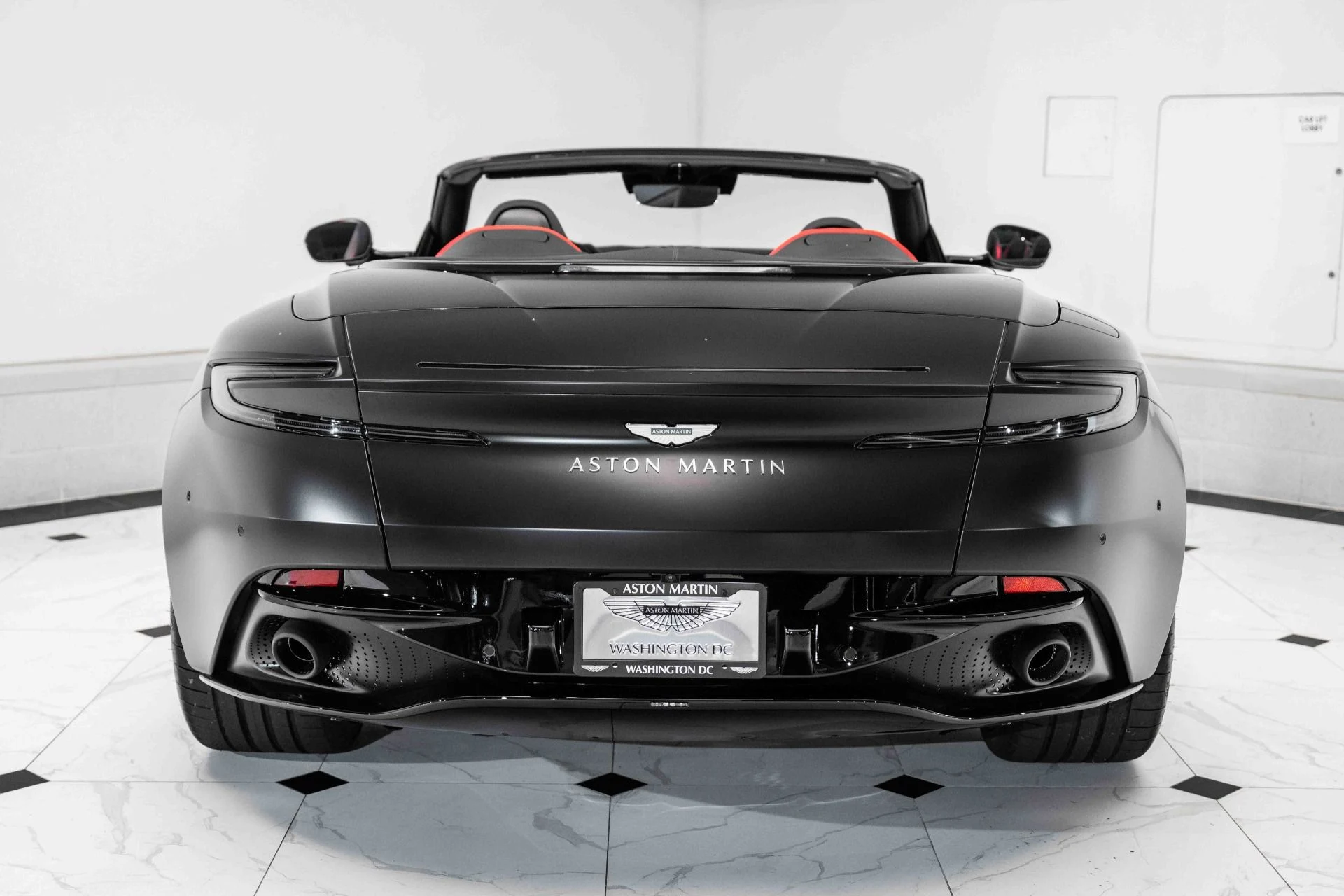 mph040_591605087_Used_2025_Aston_Martin_DB_12_VOLANTE_Volante_1726938733_60e8b7ee50