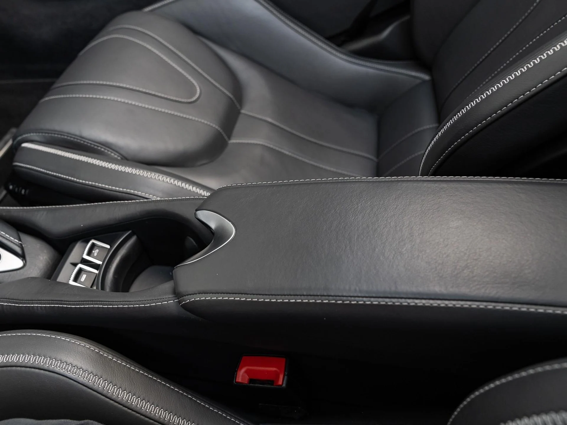 mph040_598461804_Used_2020_Mc_Laren_720_S_1767388173_215811acb0