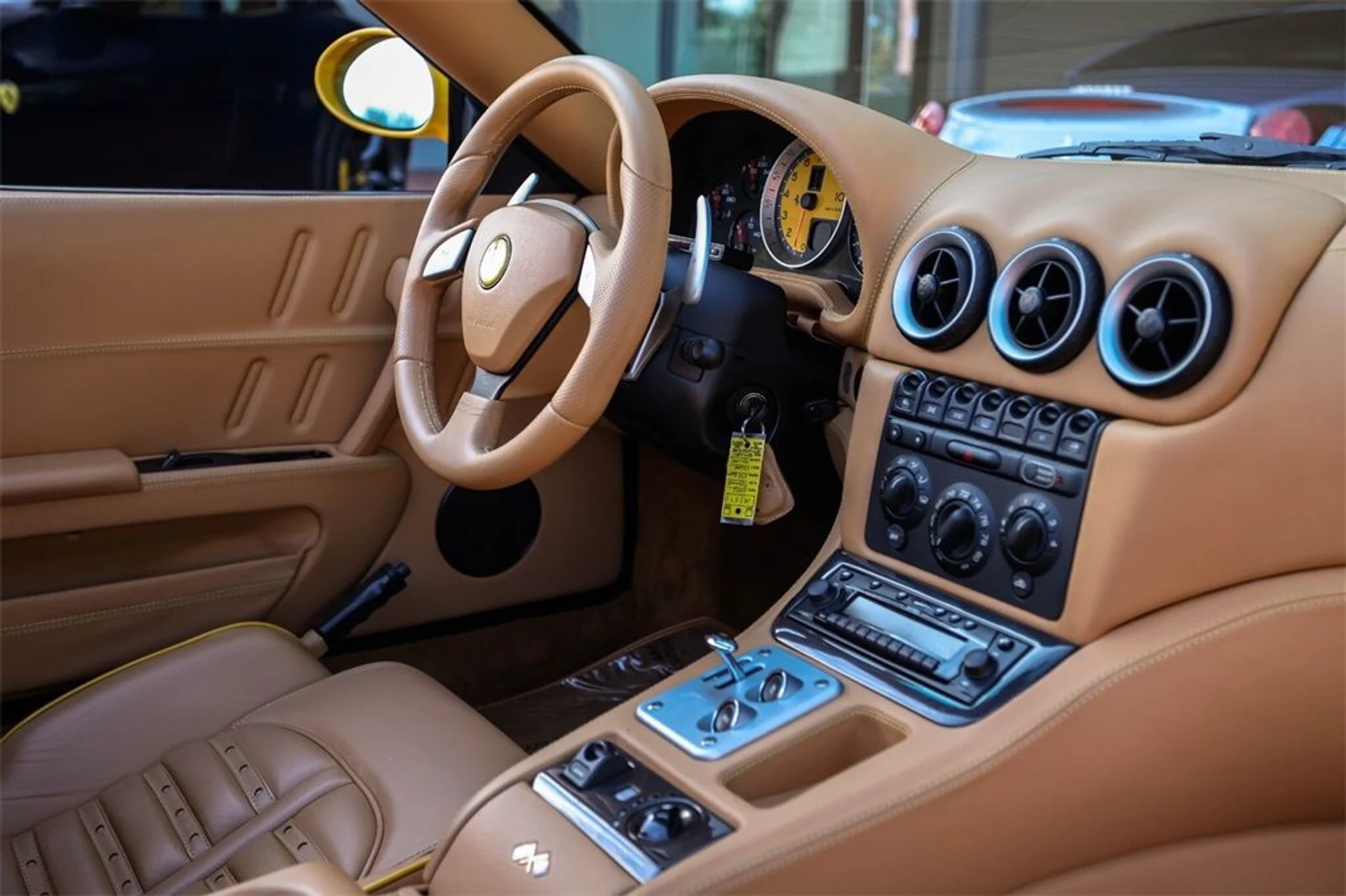 mph040_598478787_9c031e36ac82597ed7267d1a81c31571_9fb8b4a9a7