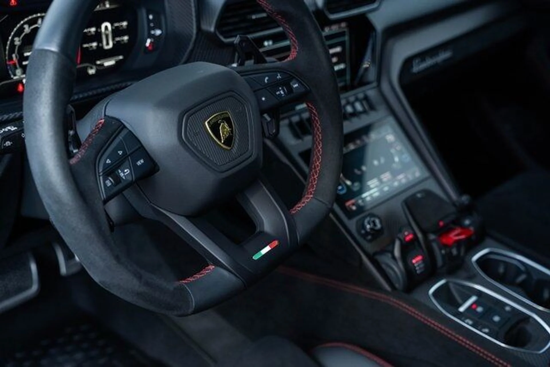 mph040_624384908_bc7fe28f939311ba23c6034094e88945_10d1664660