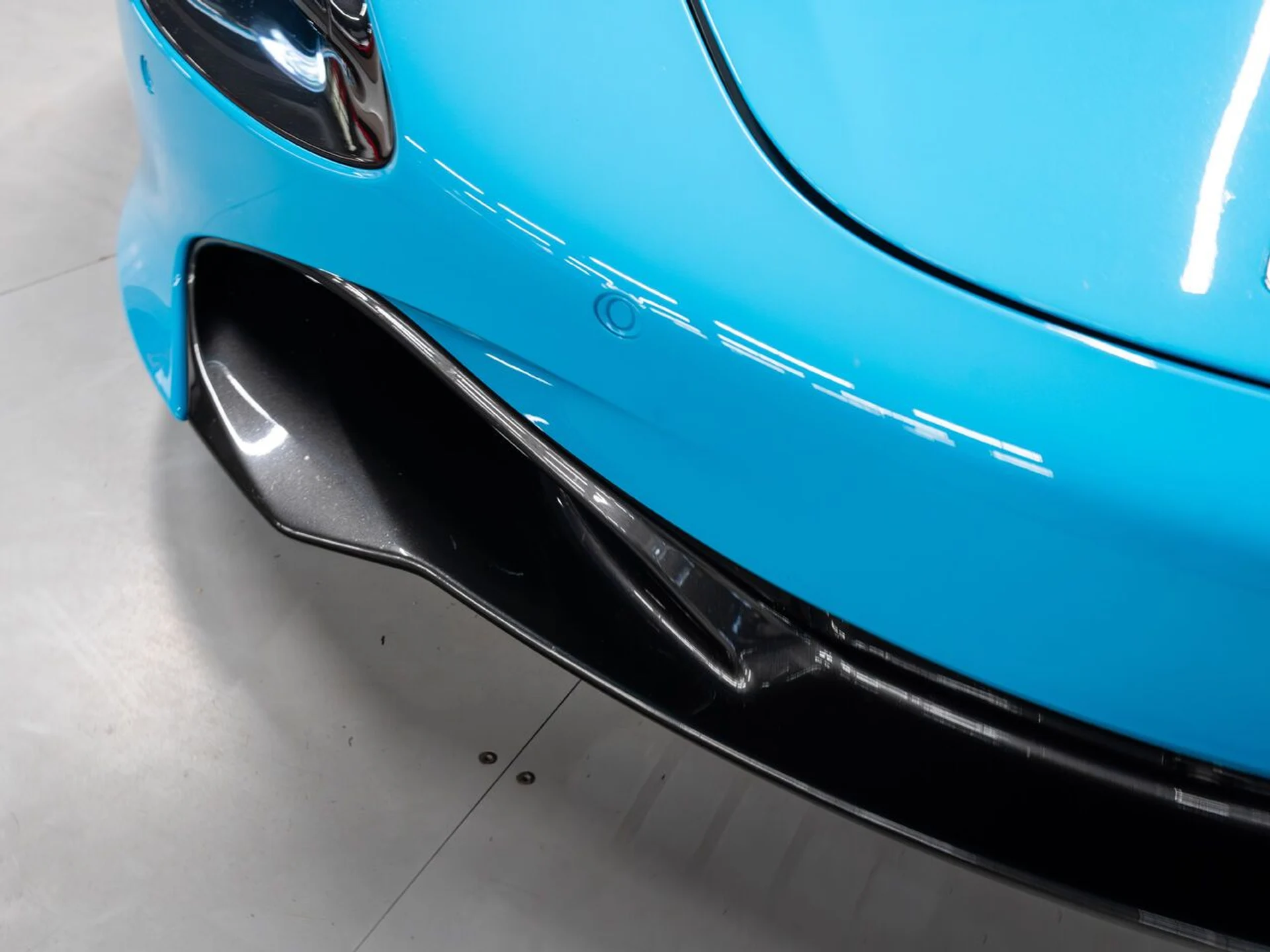 mph040_637211134_mclaren_720s_2018_cc1cea2a3e