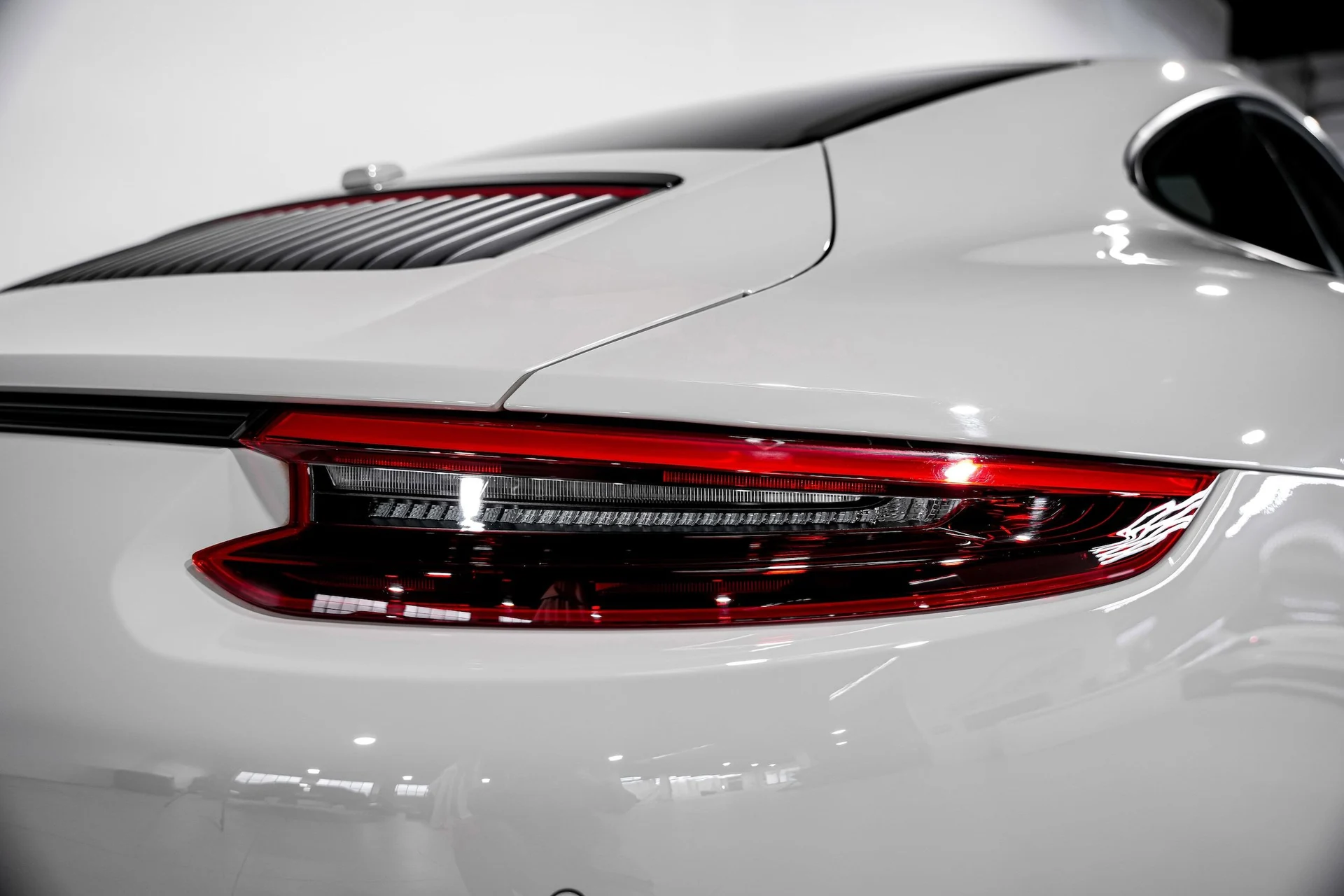 mph040_63821964_ee7e2d634c066cff32c98043f793956ax_be95ea4916