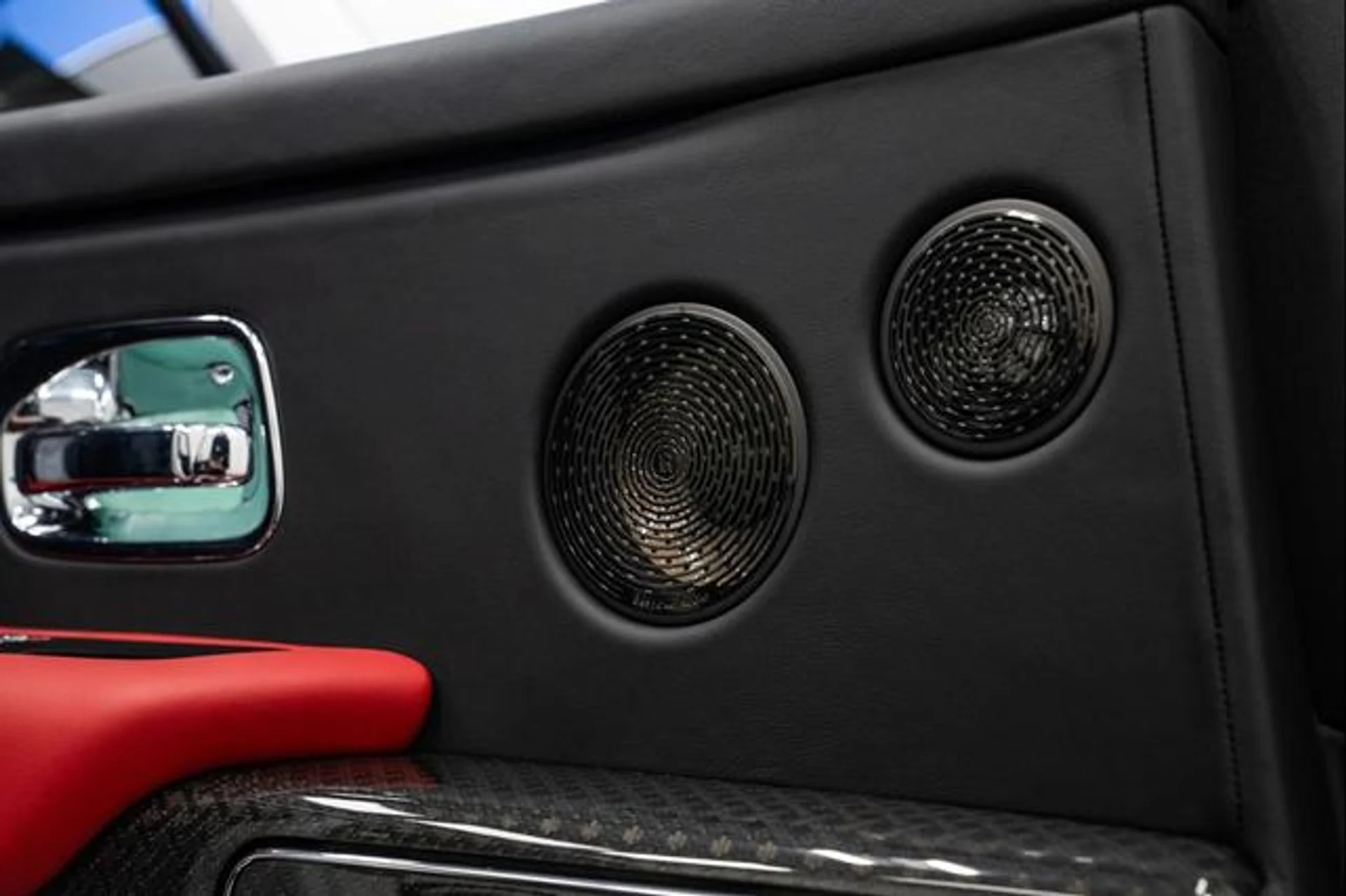 mph040_641034199_h_LLESDN_Mg80_ZF_Tqd_JGJF_Cj_J5_Ohs_876971c66b