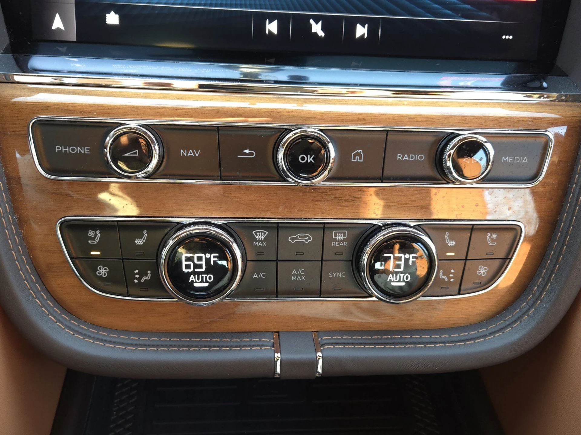 mph040_644882133_3f74d1e7beecdda32efc026c9c8301d6x_04b239e83a