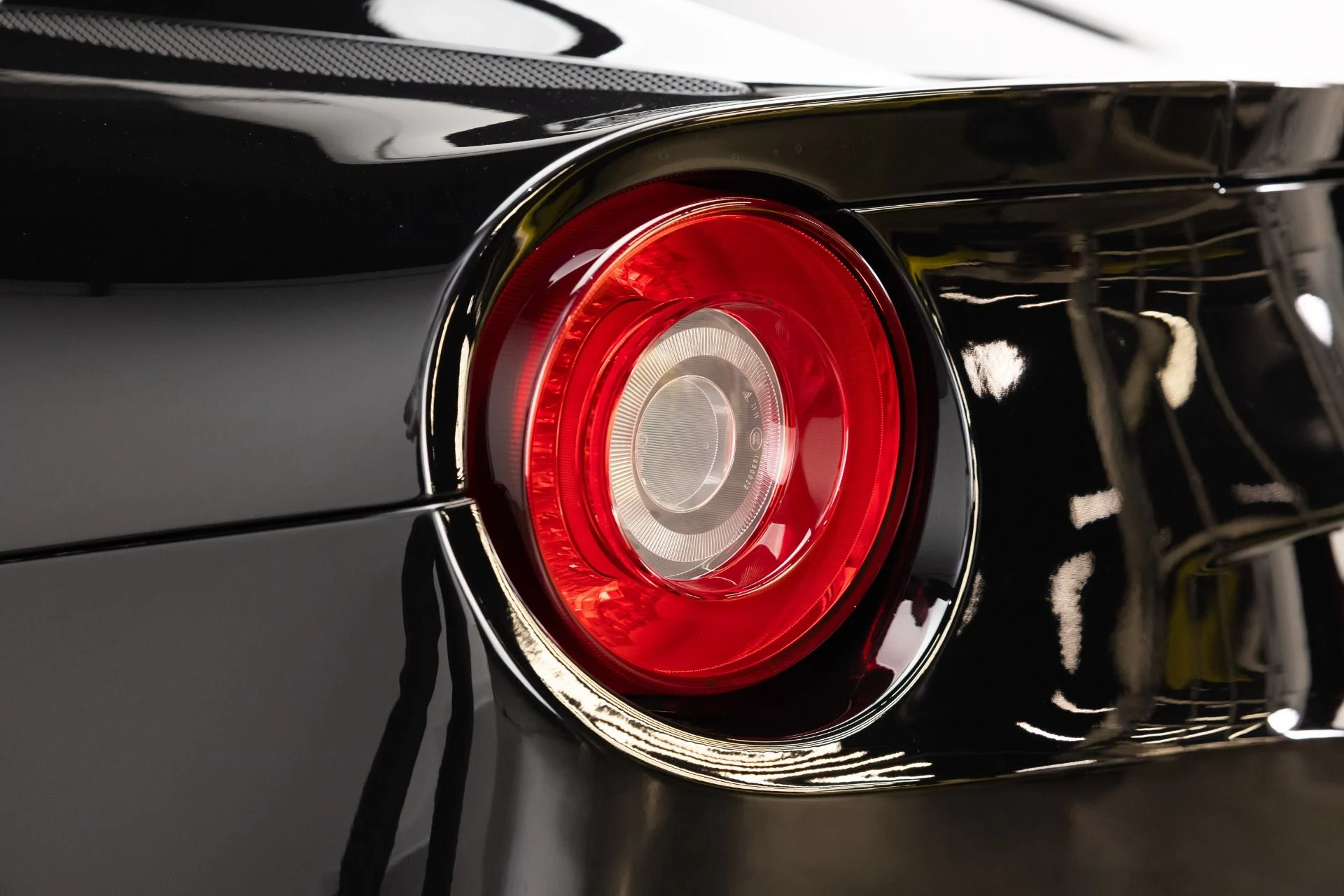 mph040_647236095_Used_2014_Ferrari_F12berlinetta_1784559579_6229b30d52