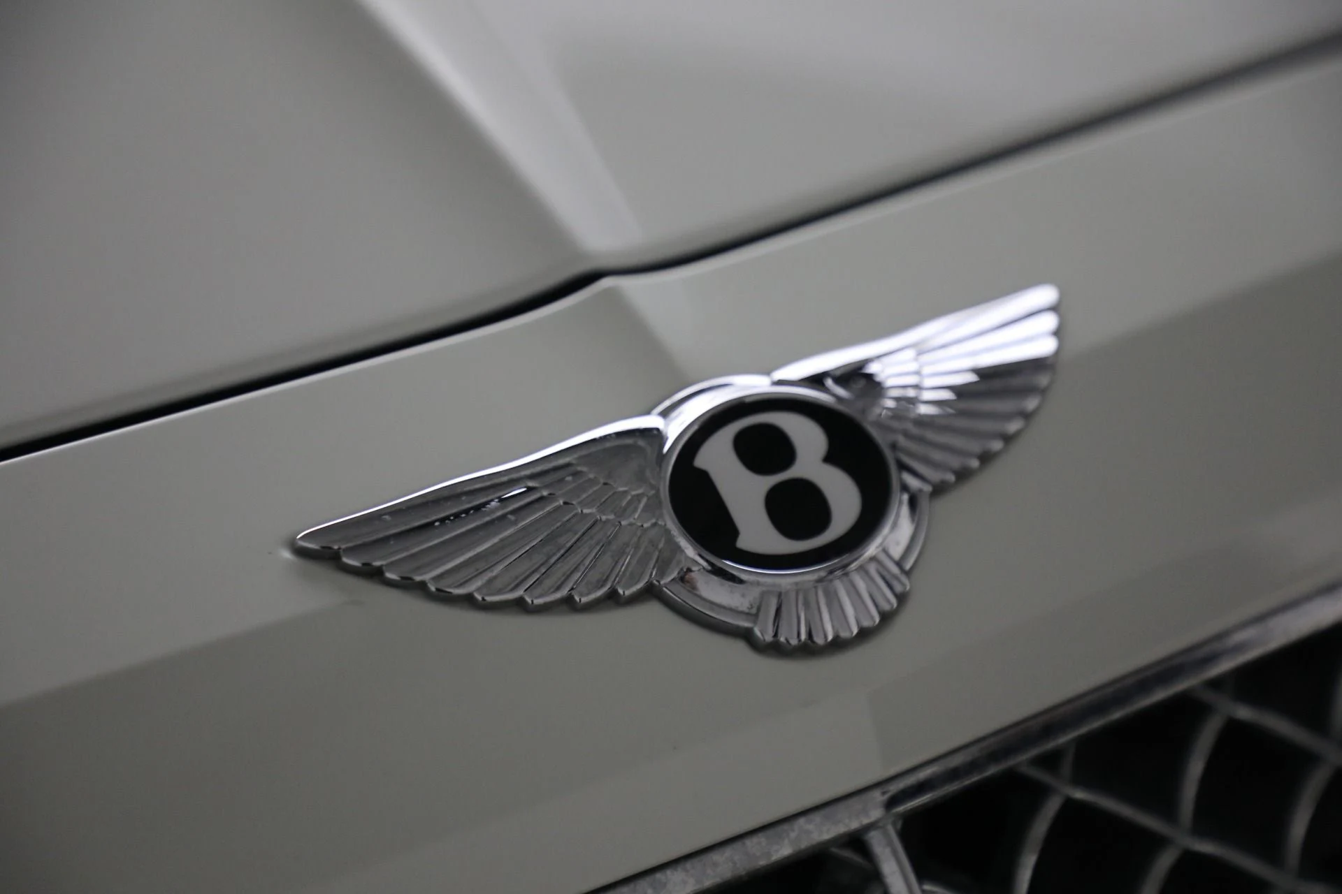 mph040_651167087_Used_2018_Bentley_Bentayga_Activity_Edition_890cdb48aa