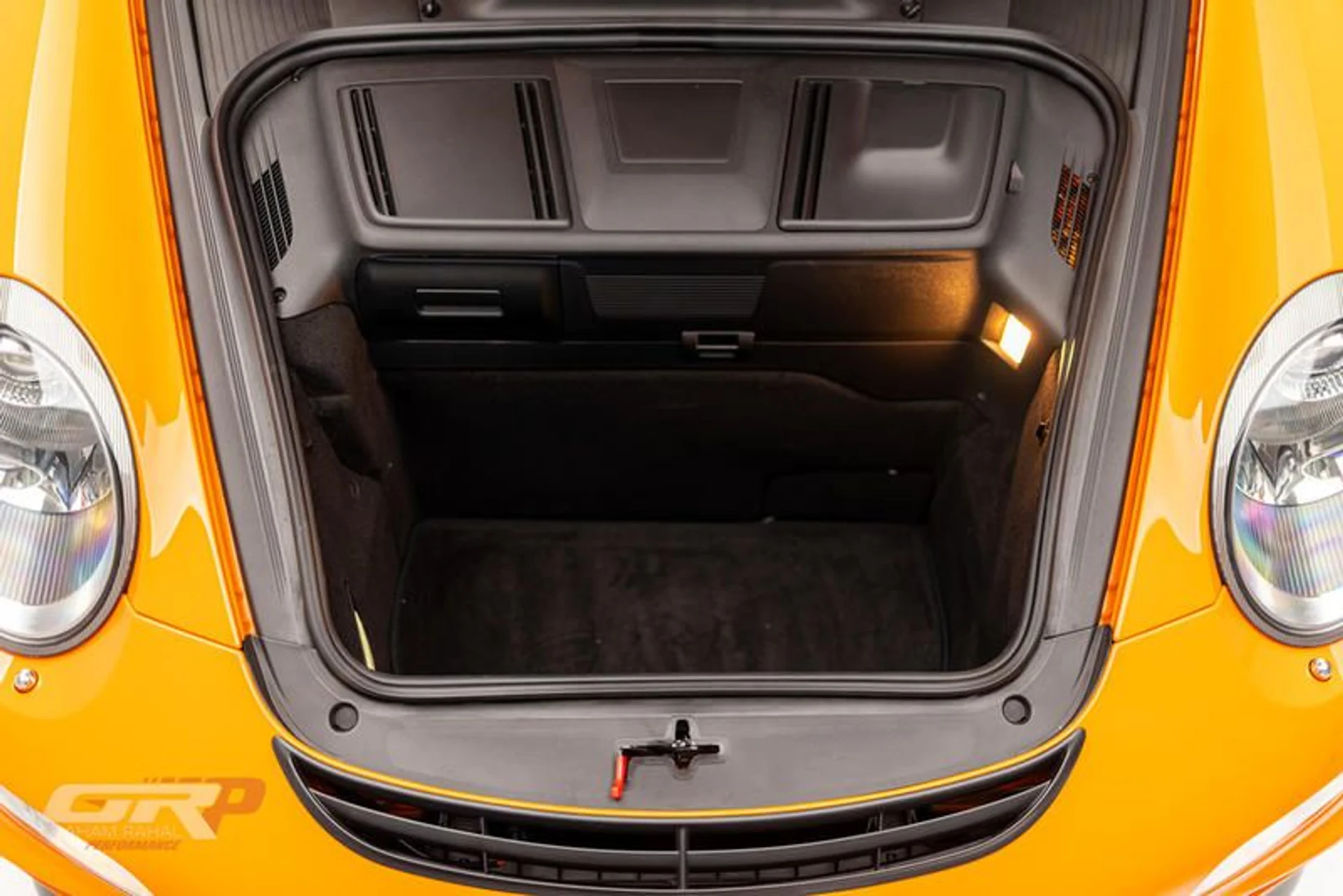 mph040_654336830_4_EB_38_CF_9_F007_4950_91_C3_4_E4_E7_AE_88_C03_1a8c8e513f