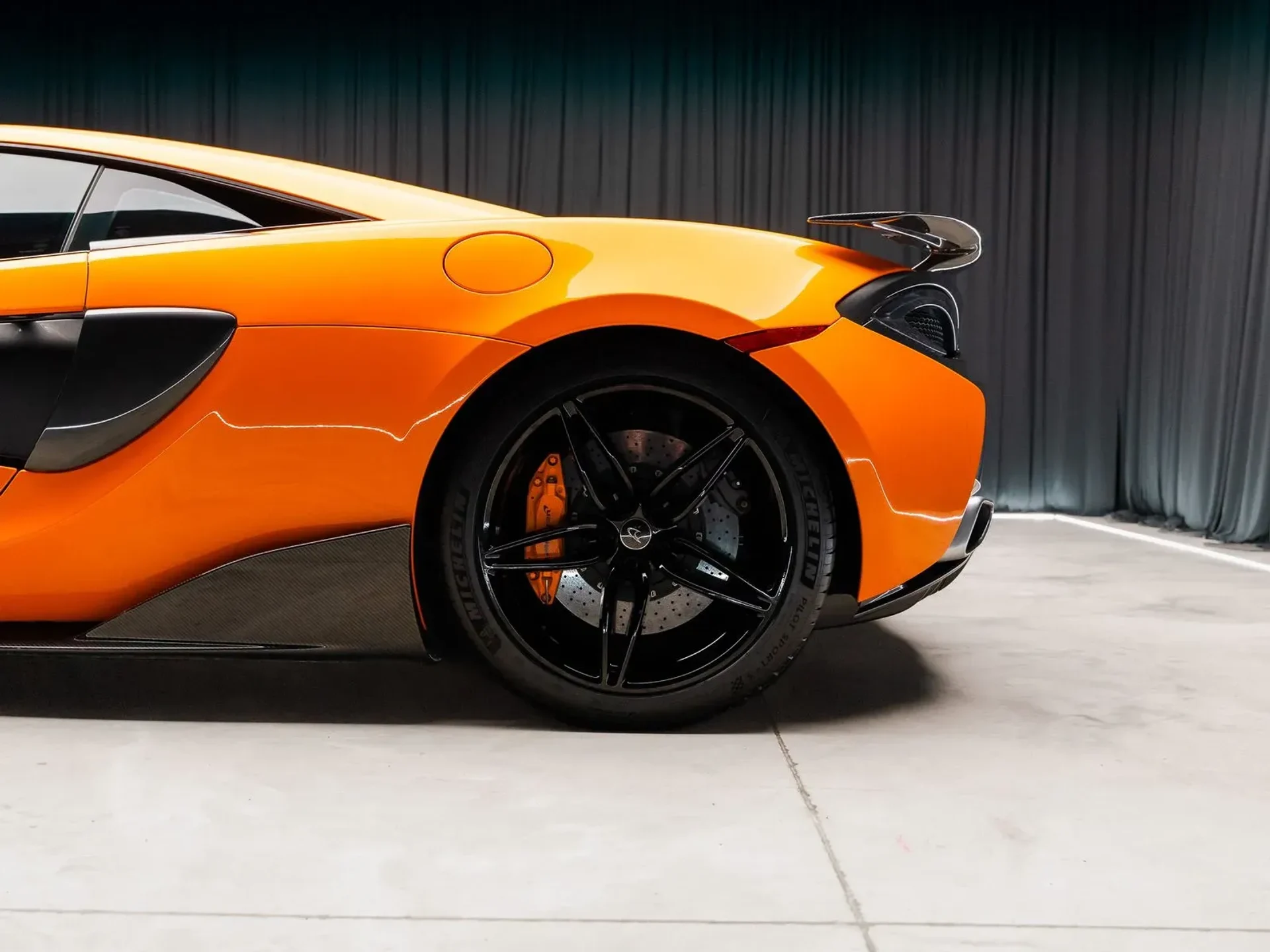 mph040_667308470_2f81dfb5_da51_4006_9694_ce4676a07e6b_ba36059aa9