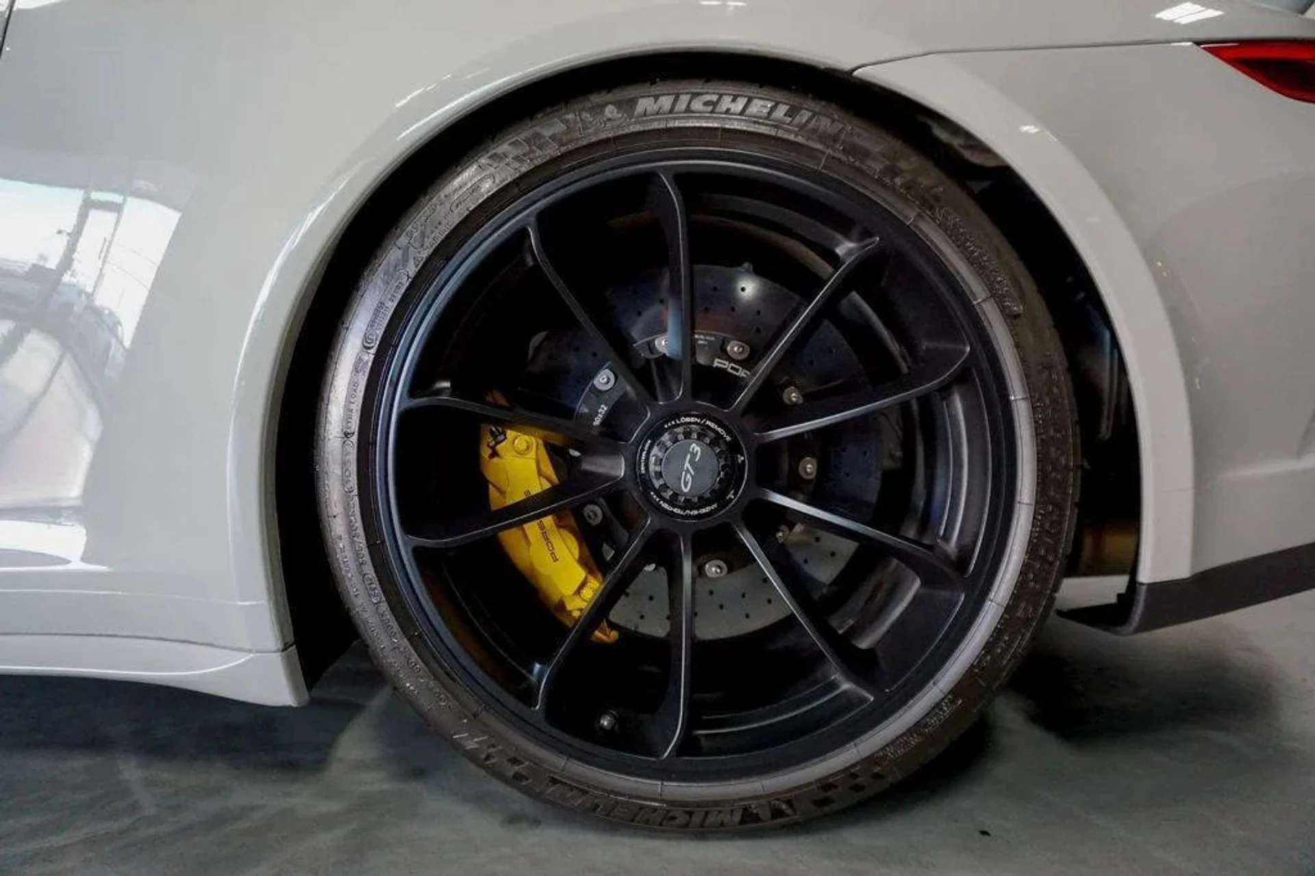 mph040_669841662_Rnat4w_A_3_FND_Xk1_Pvx_B1f_W_DI_6920f797fc