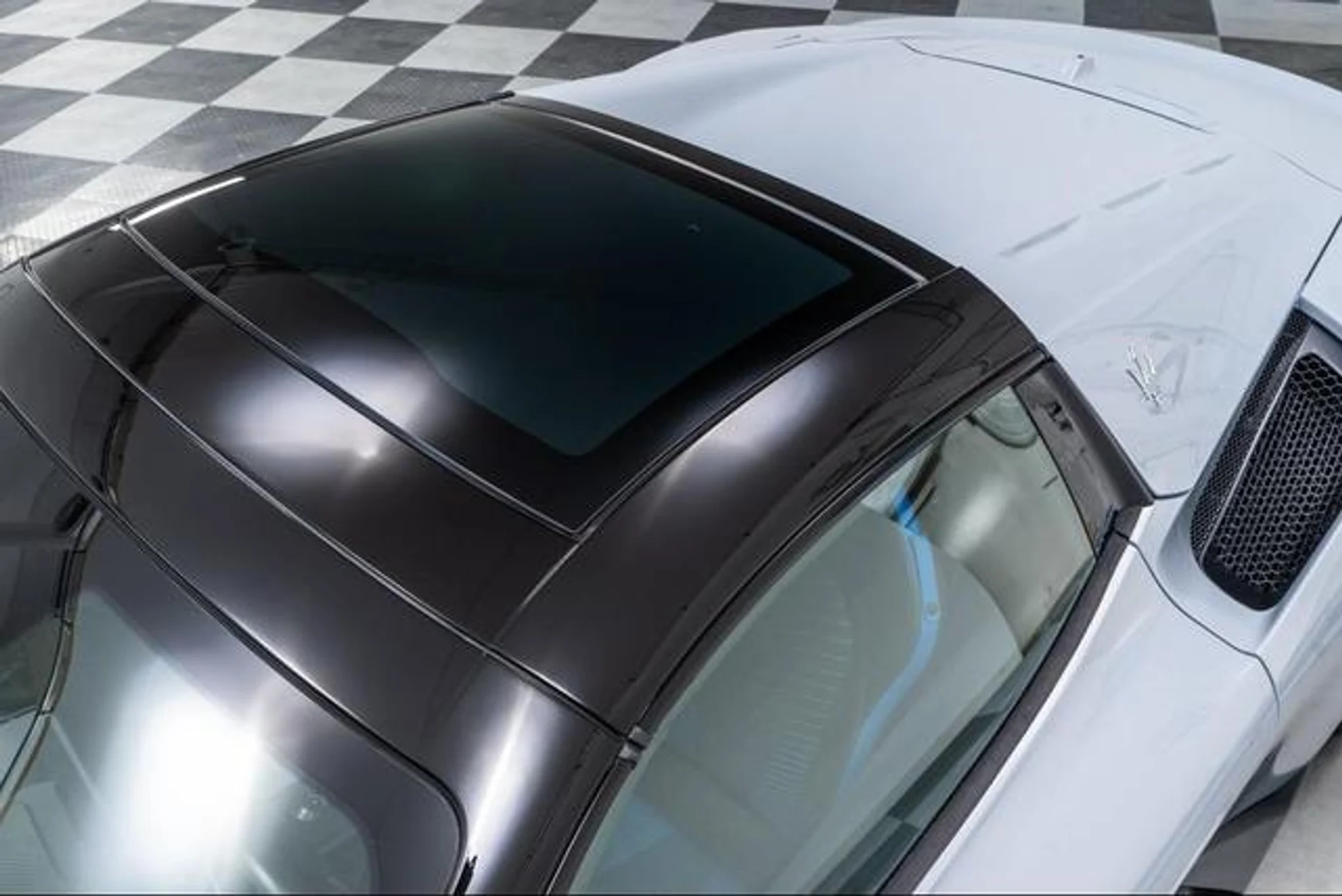 mph040_689103772_hpe_M_Iq_Pw_MQ_5kw_Jhbs_Y_Gg6b_I2mo_Y_3c983d5462