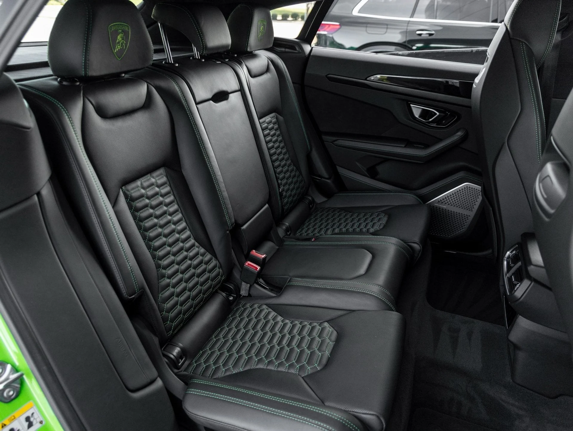 mph040_689888512_41_acc705b199