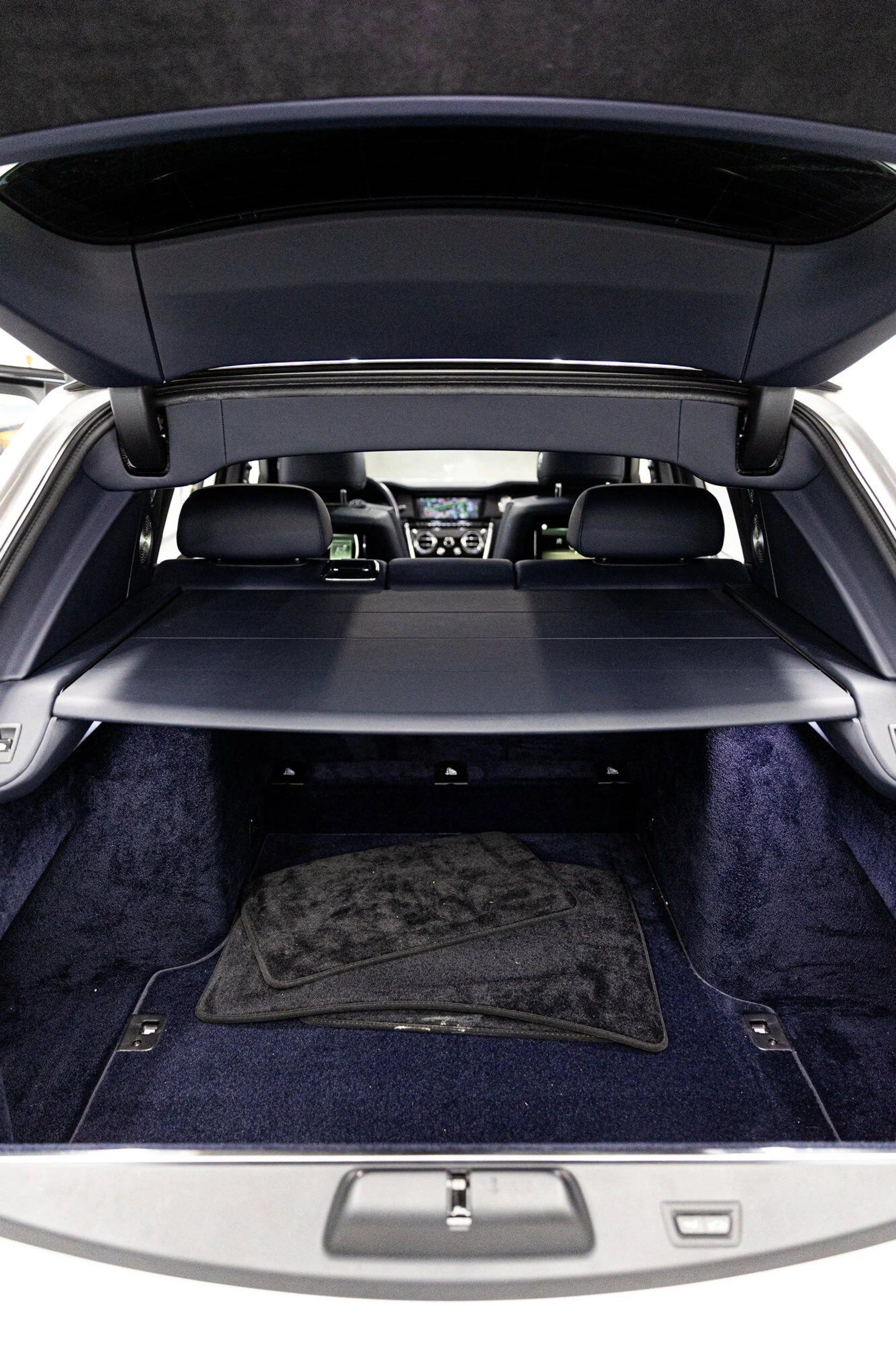 mph040_691305513_b594997899fbaca73975f3da4c33af87x_033fea3d22