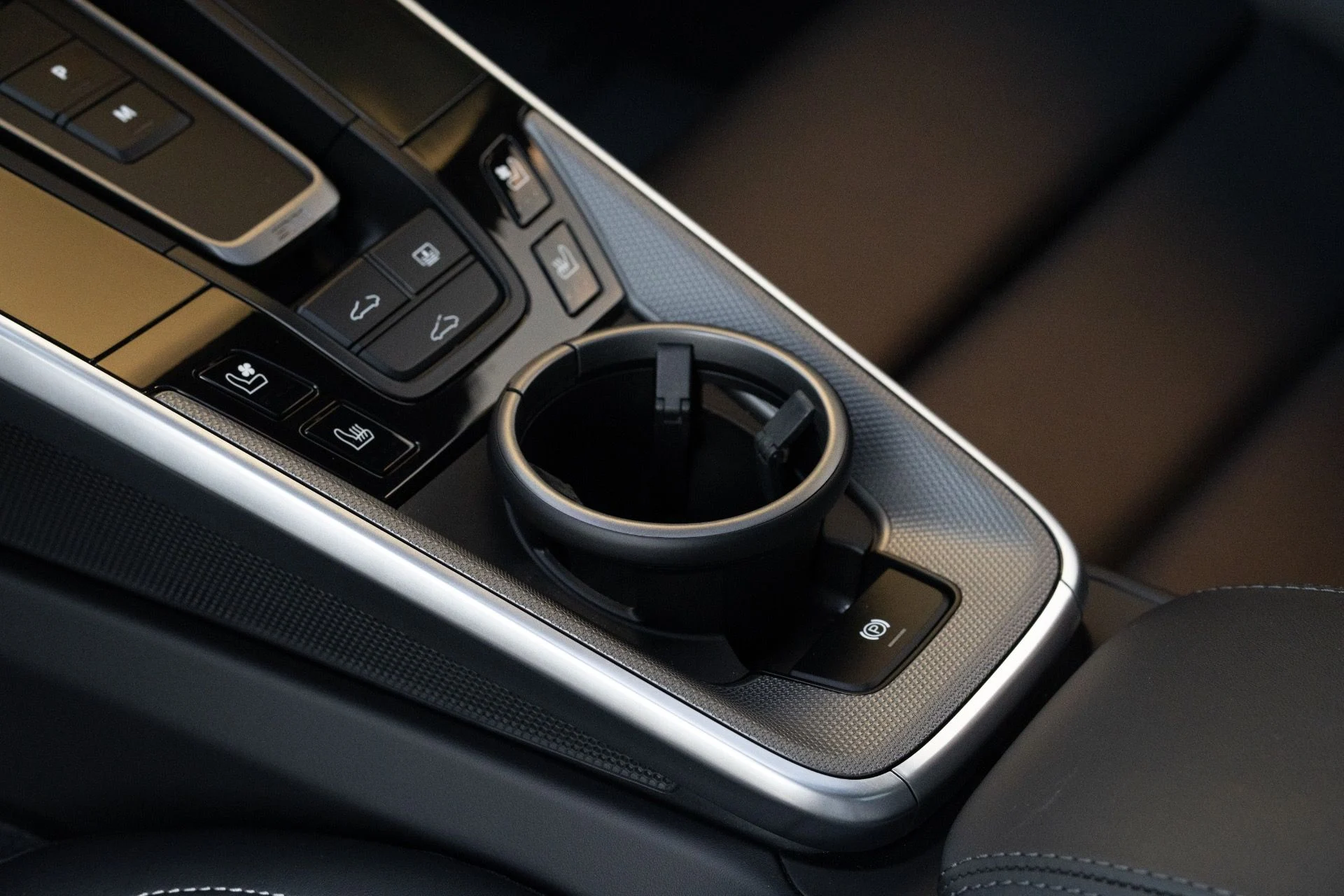 mph040_698487254_Used_2024_Porsche_911_Turbo_1762281596_9ddc26f219