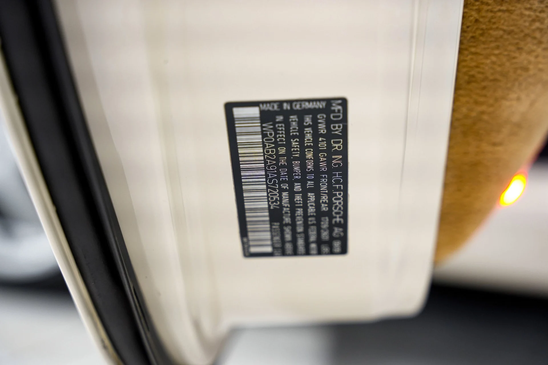 mph040_717006238_c50fbd9dcd7b727478bba7ca3245518cx_8e47045548