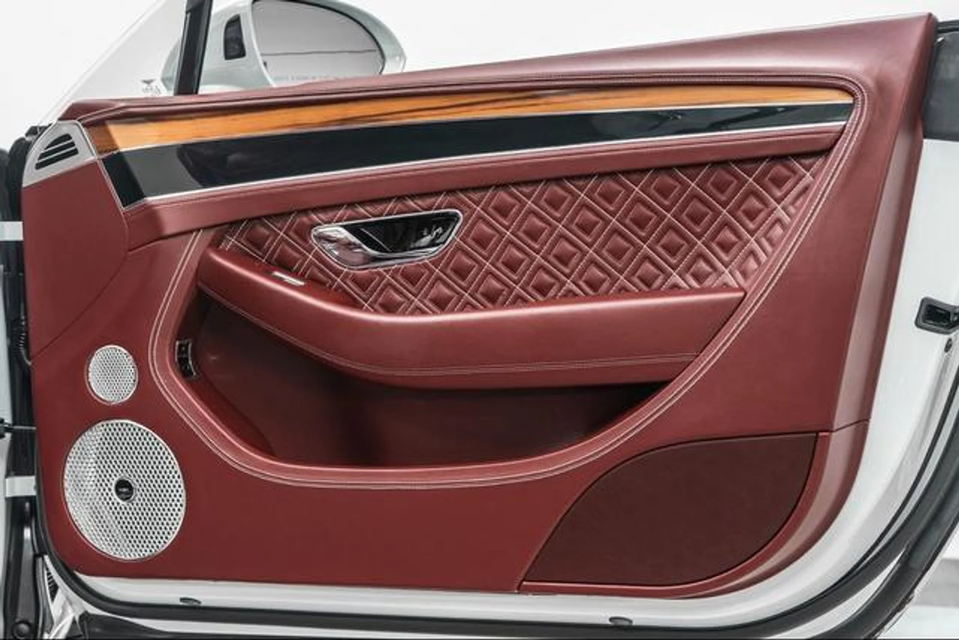 mph040_730413076_q_GI_1_T_Fh_O_Pk_Tx41_X2ep_24_Dzc_Tb_Q_815b63fb70