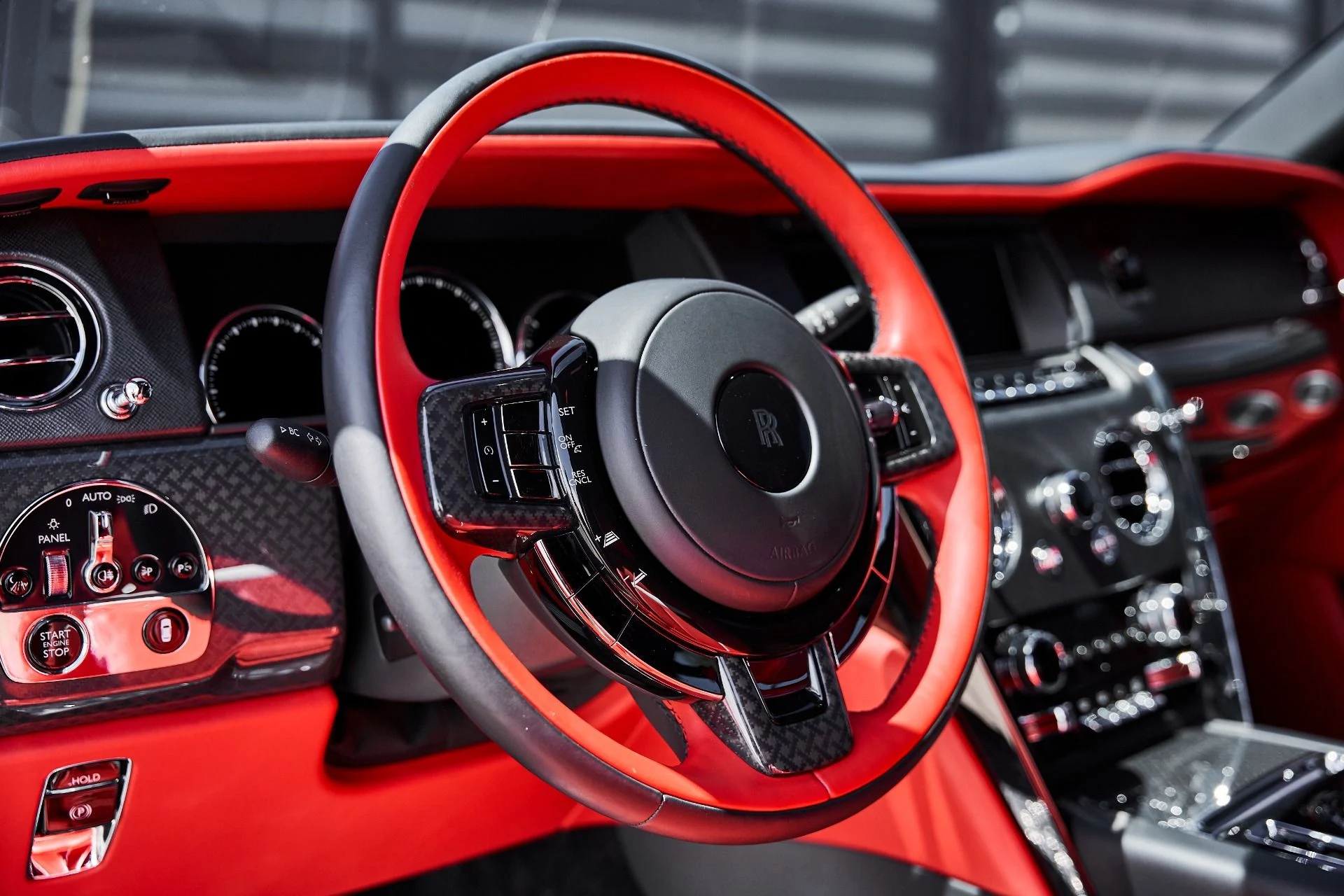 mph040_738068842_Used_2024_Rolls_Royce_Cullinan_Black_Badge_1775871004_0f7222ba7b