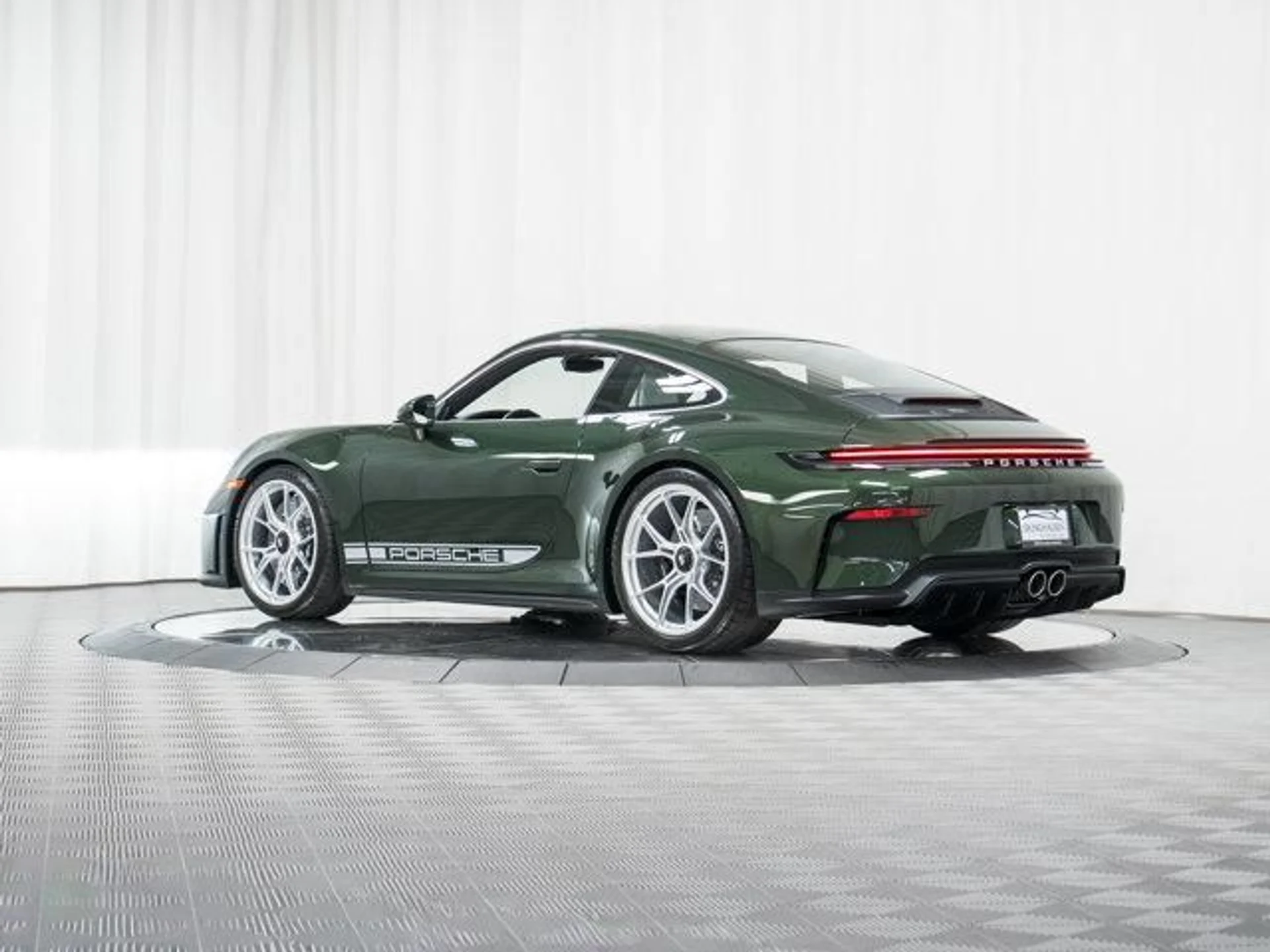 mph040_765480549_SOTBI_YVV_0_R_f69_J01_ej_XC_7_B_Ck_ee9d38b832