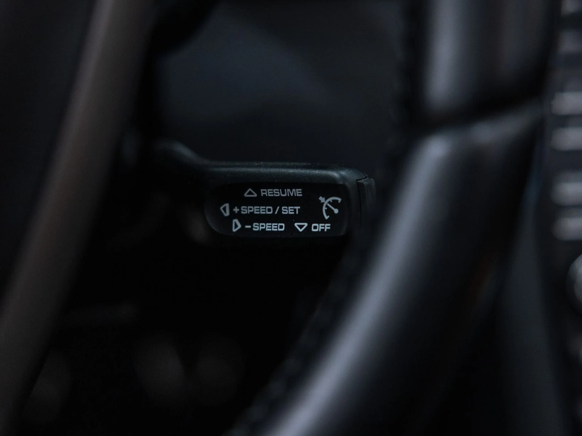 mph040_766427643_41_bffba03fad