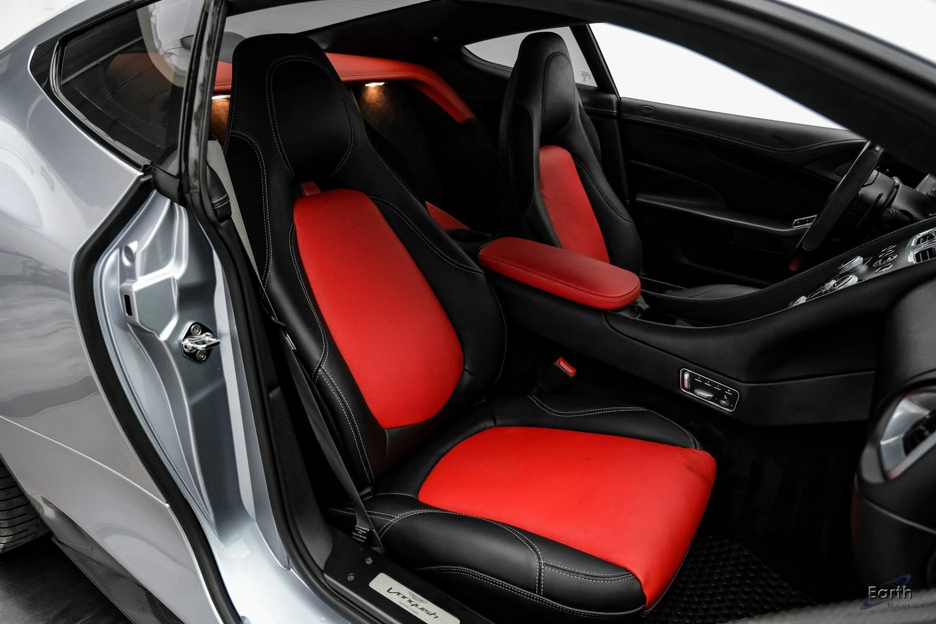 mph040_766493805_482a3c612a2a1ec2a59b60b7d694db7cx_95735a23b2