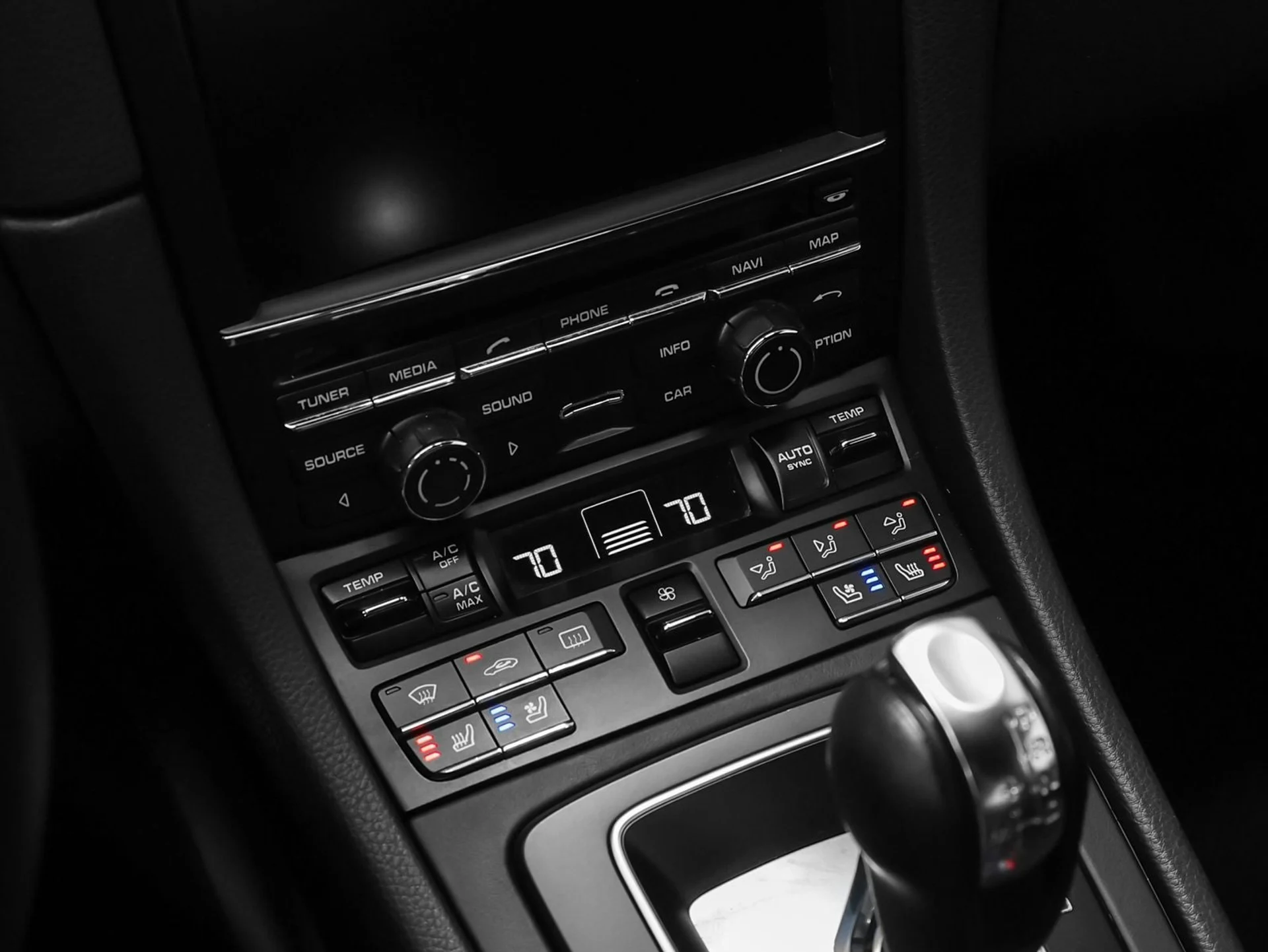 mph040_770519205_41_661a28e1bf